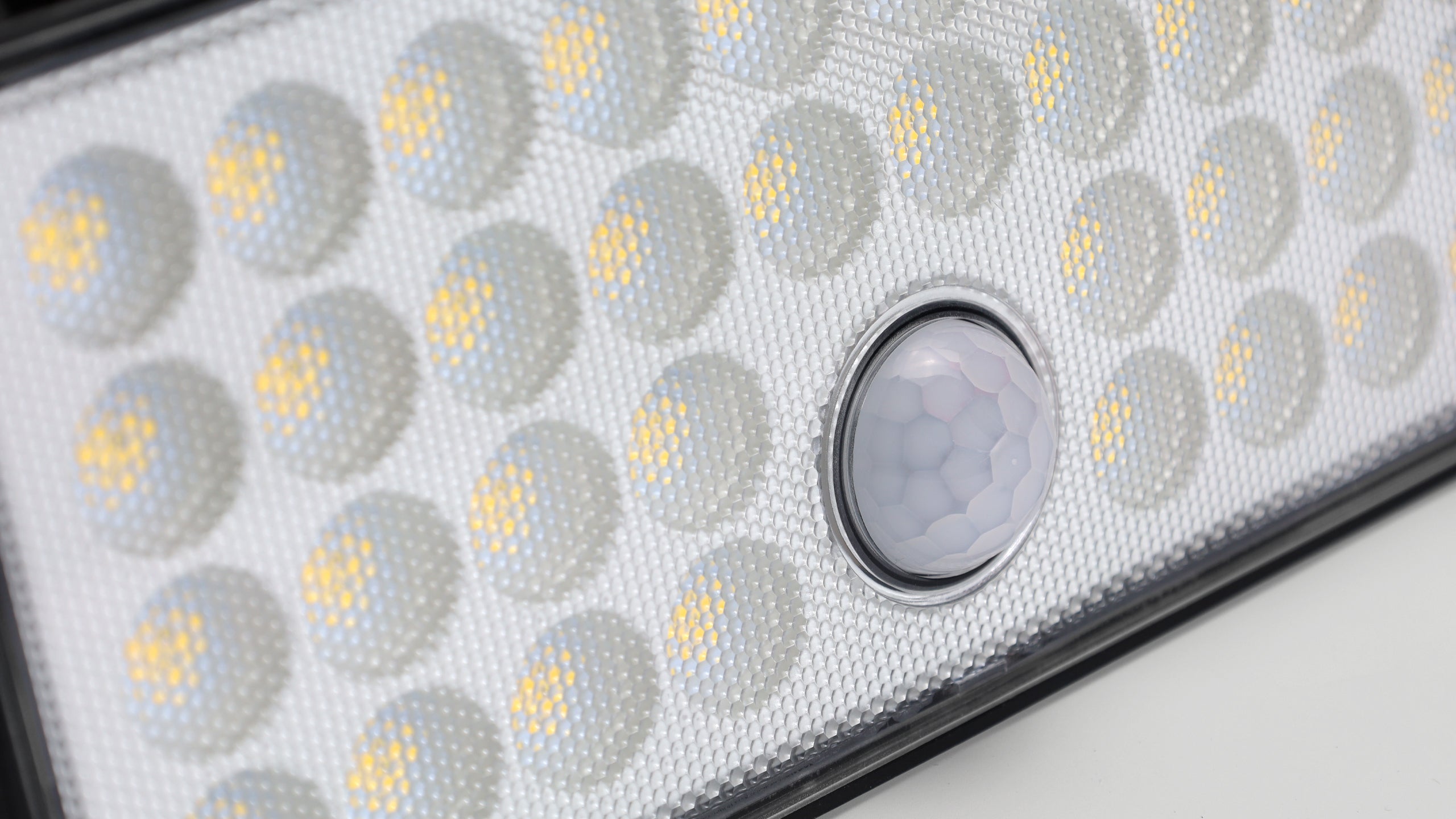 Соларен LED прожектор Croma | PIR сензор | 2.6W | IP65