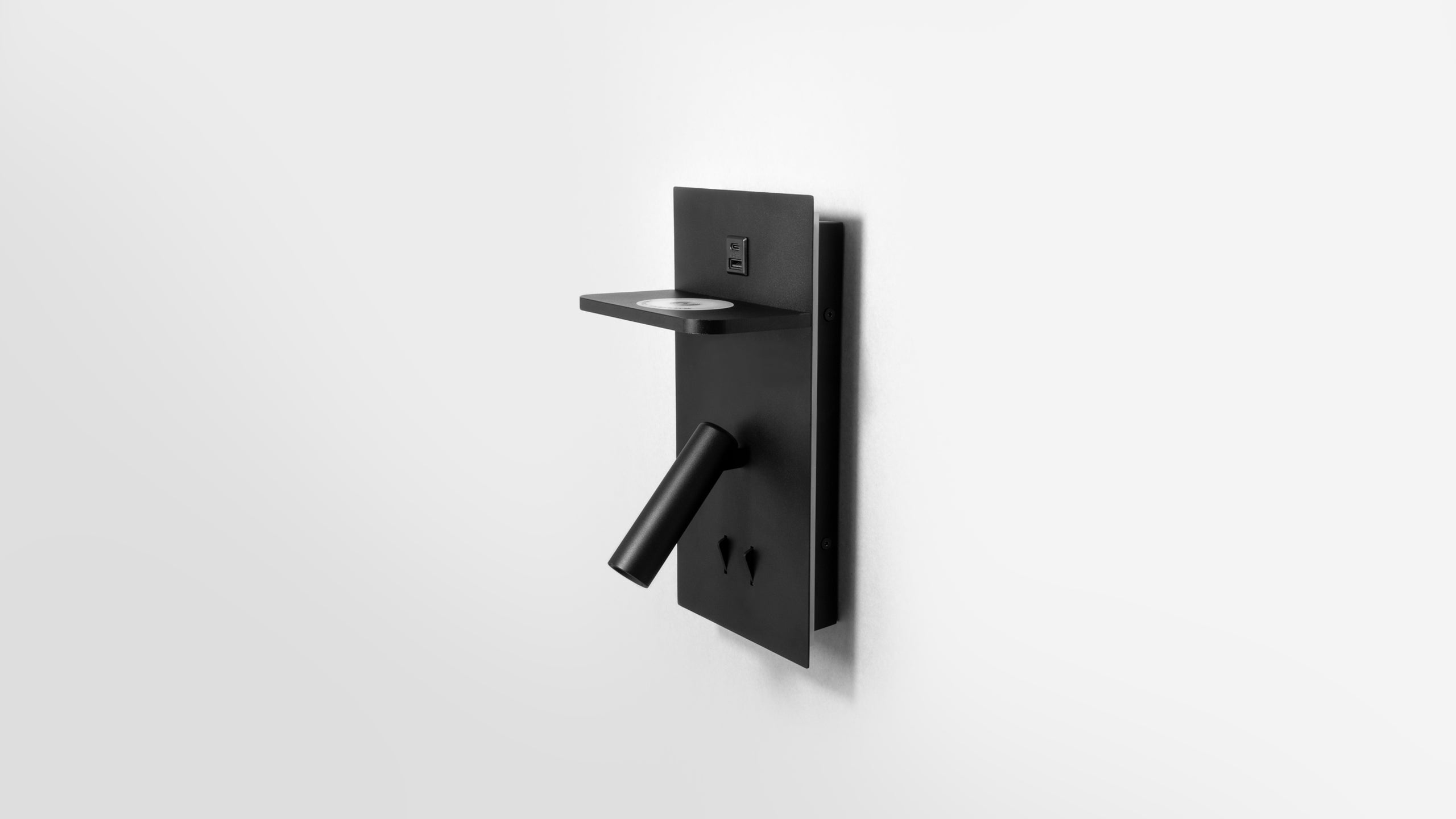 Стенен аплик Dock с рафт | USB Type-C | Безжично зарядно
