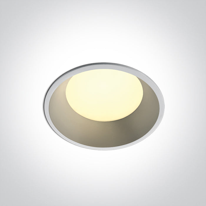 Бял 9W CCT (регулируем цвят на светлината) IP65 230V Dark-Light (задълбочен оптичен конус)