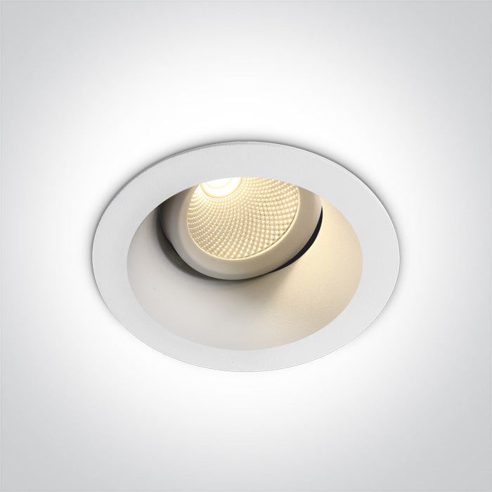 Бял 7W CCT (регулируем цвят на светлината) IP20 230V Регулируем Dark-Light (задълбочен оптичен конус)