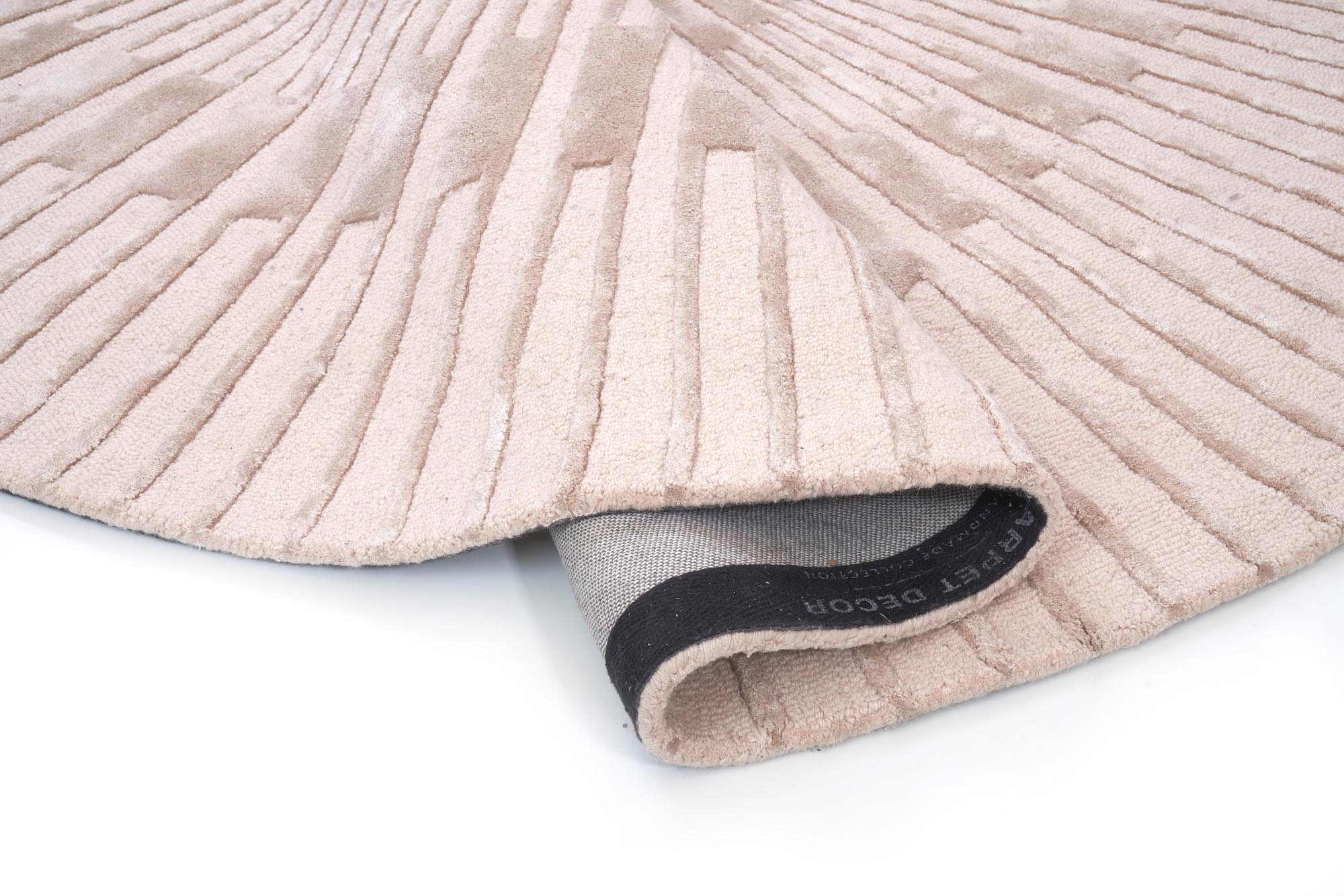 Radius Beige - alternate view