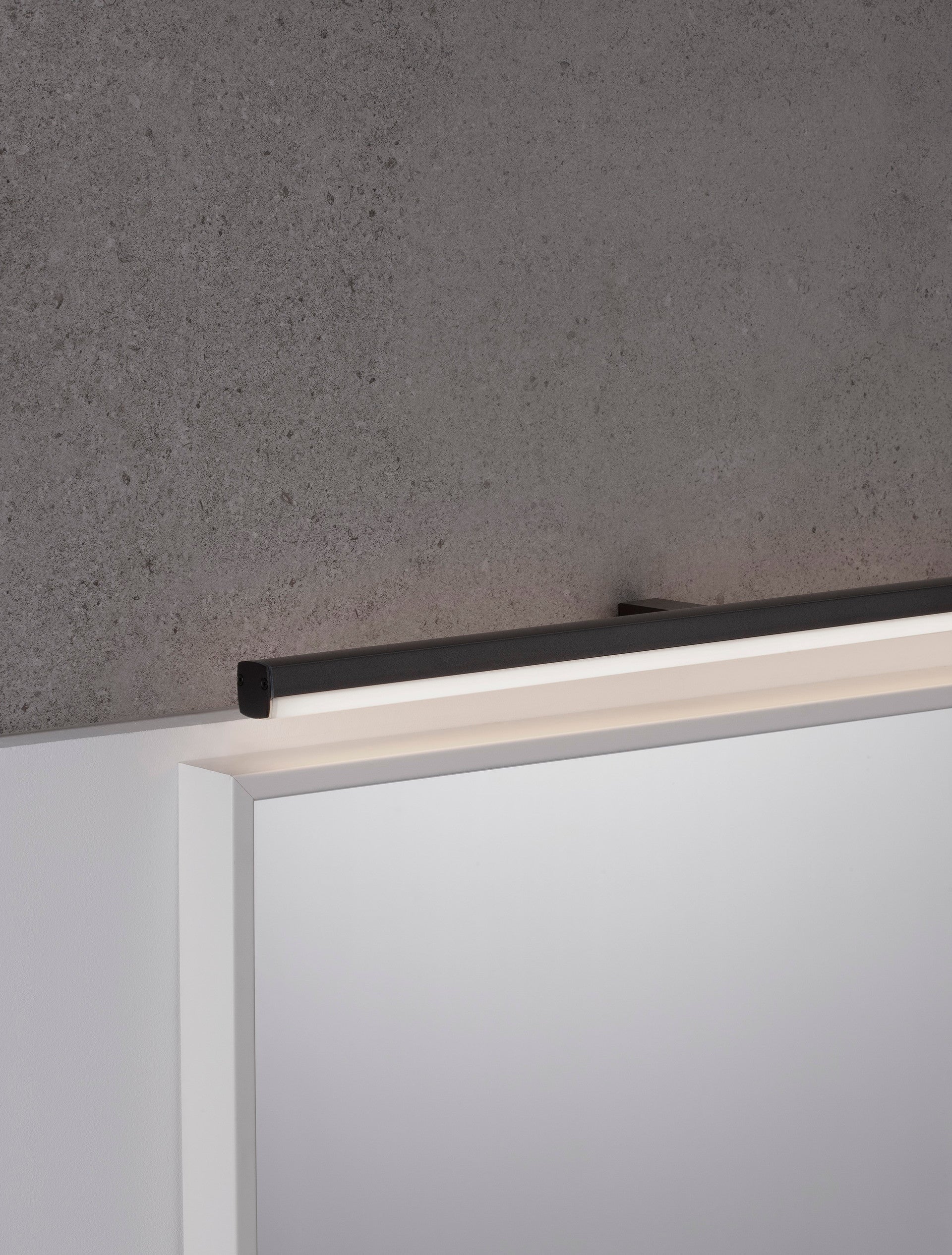 Висяща лампа GLIM 18W LED, матово черна, алуминий и акрил, IP44