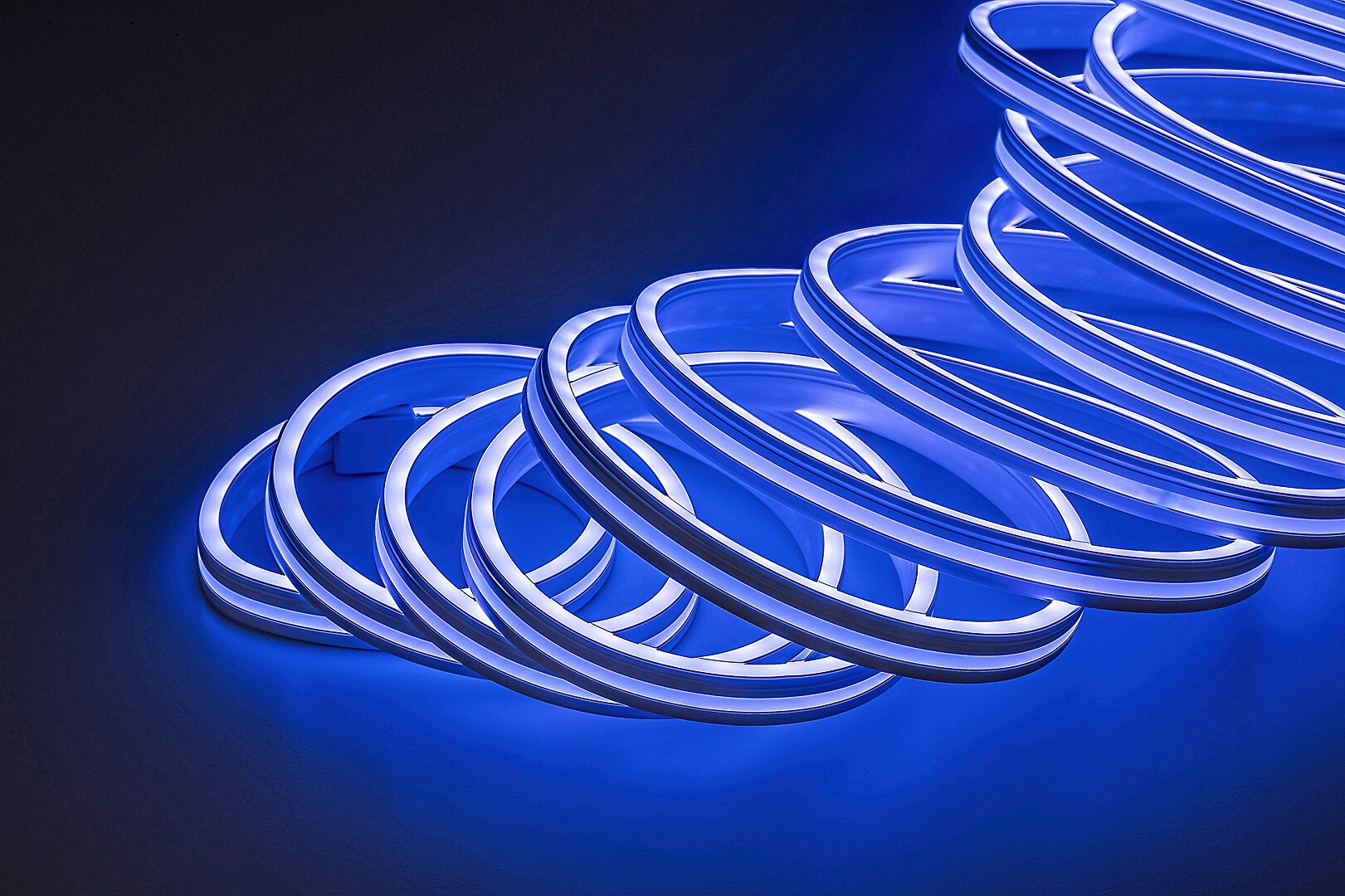 Външно осветително тяло LED STRIP (79021)