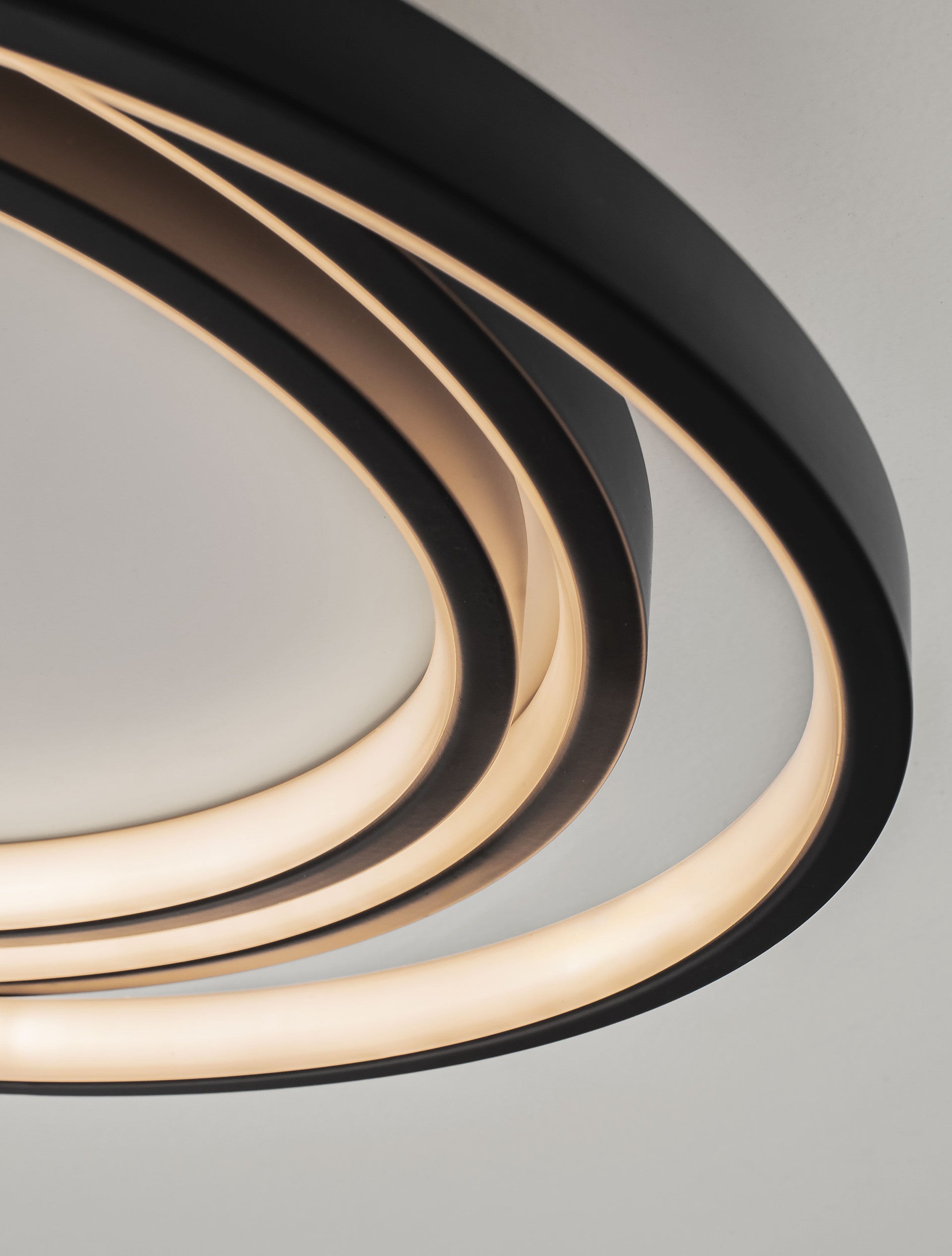 Пендел ARBOR 27W LED, черен мат метал и акрил