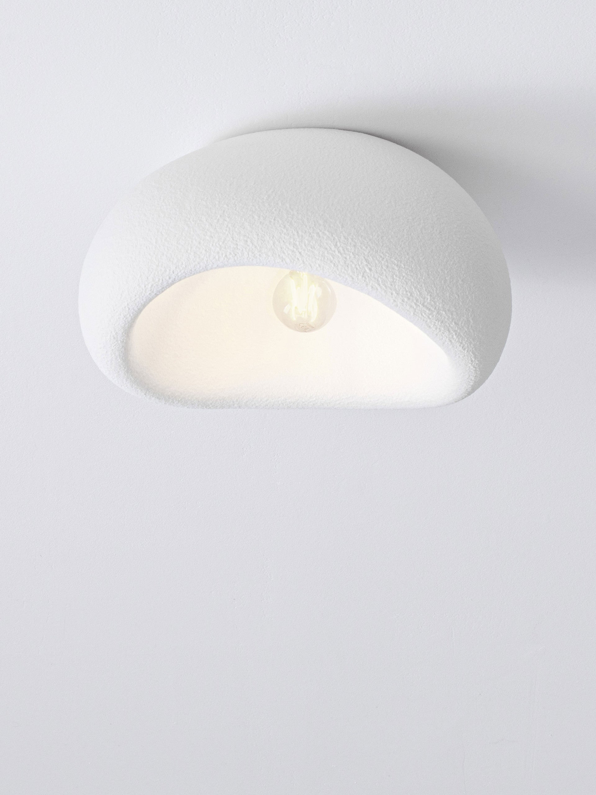 Висяща лампа AERE 12W LED E27 пясъчно сиво полиуретан и смола Д40 Ш32 В21.2см
