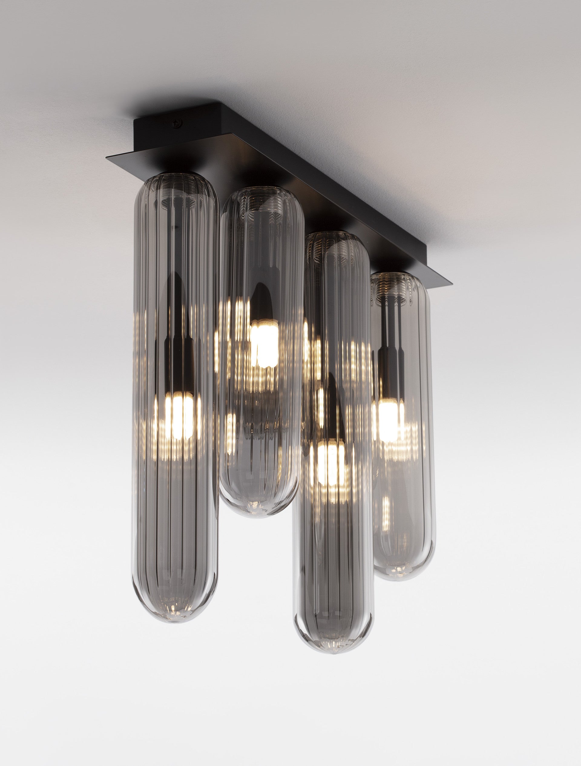 Висящо осветително тяло (пендел) GUSTAVE 30W LED G9 Матово черен, светло опушено стъкло L38