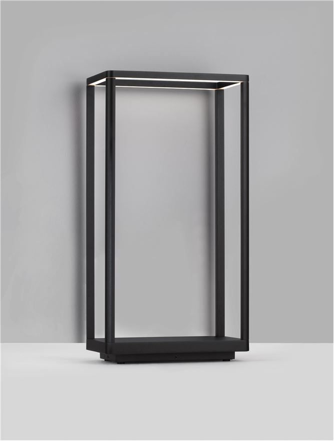 Външен аплик AKMI LED 9W Тъмен антрацит алуминий и матиран поликарбонат L15 W12.5 H50см IP65