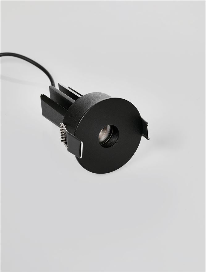 LED спот HOLLOW 7W 3000K Регулируем безрамков Черен ⌀60 H82мм