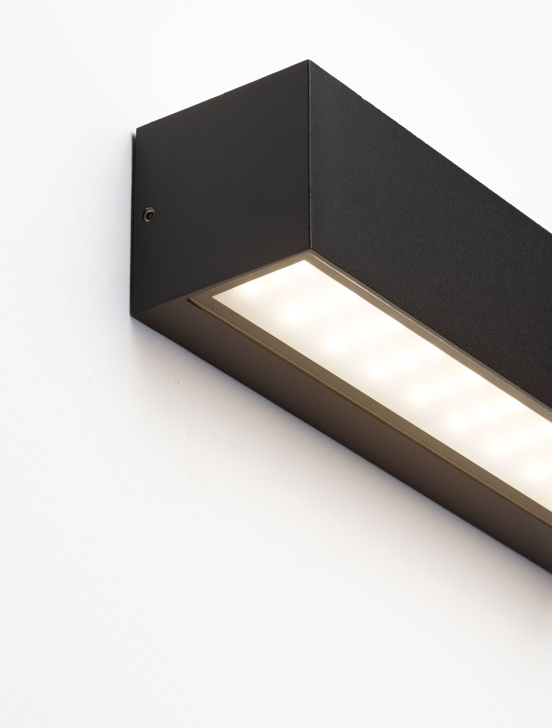 Градинска лампа FLORA 10W Пясъчно черен алуминий с дифузер IP54 3000K L23см