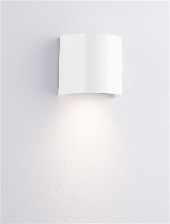 Външен аплик YORK 10W GU10 LED Пясъчно бял акрил и поликарбонат IP65 без крушка