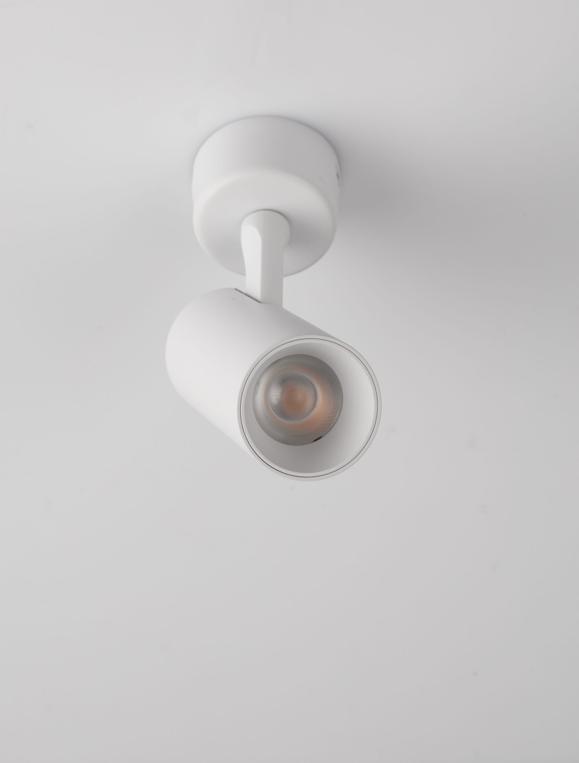 LED спот COLOSIO 8W Матово бял алуминий