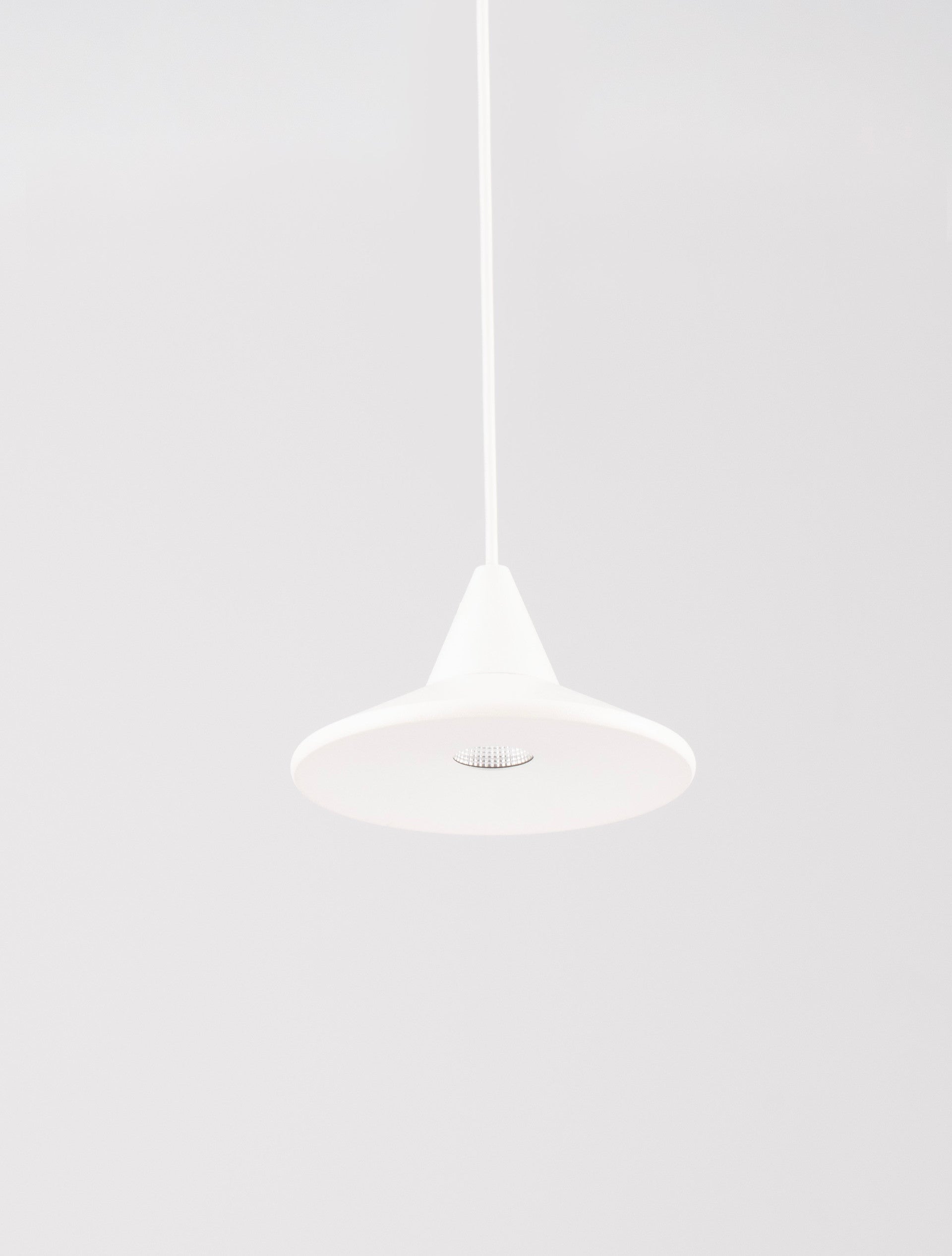 Висящо осветително тяло (пендел) DRO LED 6W 220-240V Триак димируем Матово бял алуминий Регулируема височина ⌀9.2 H150см