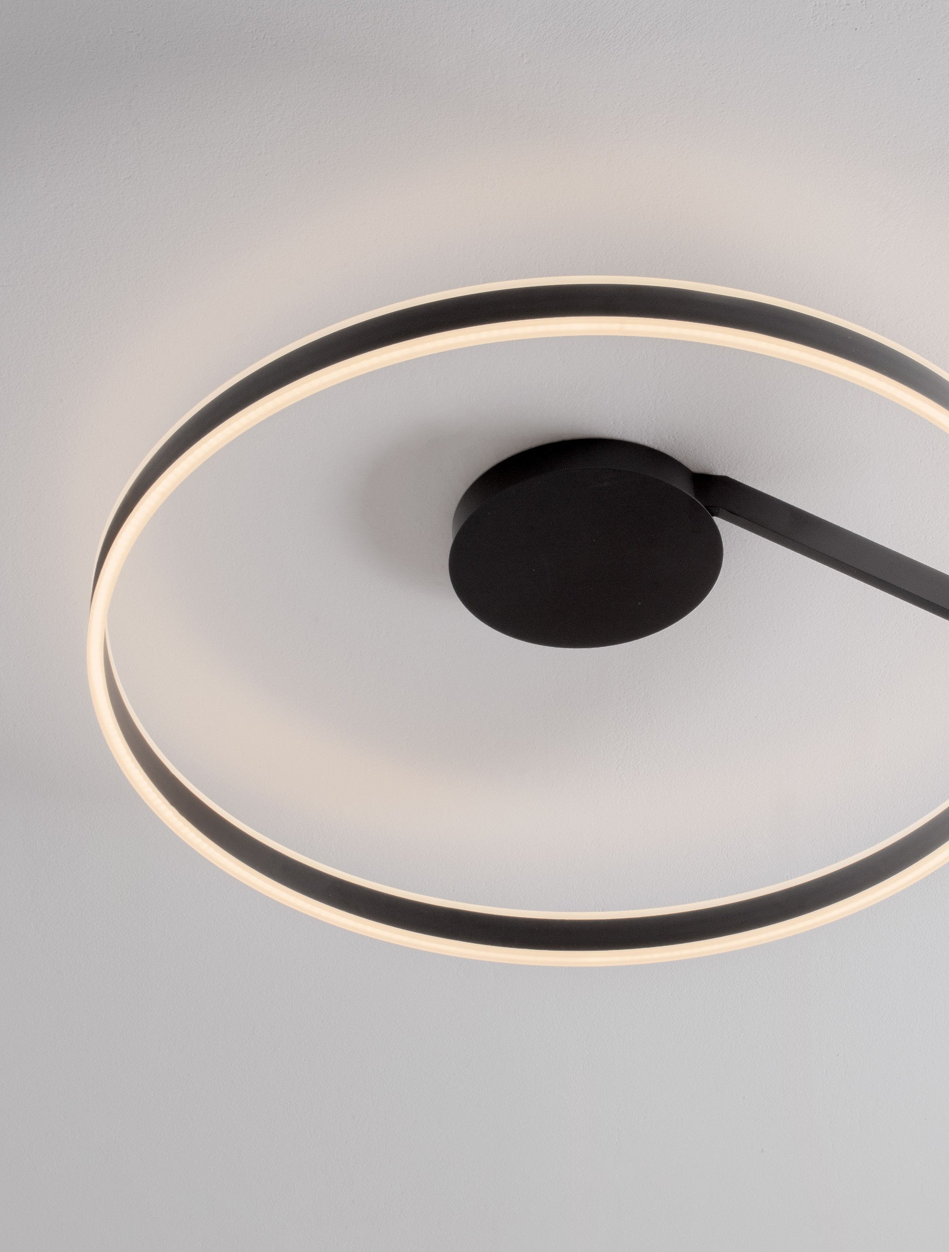 Висящо осветително тяло (пендел) BIANCO 48W LED Пясъчно черен алуминий и акрил ⌀80