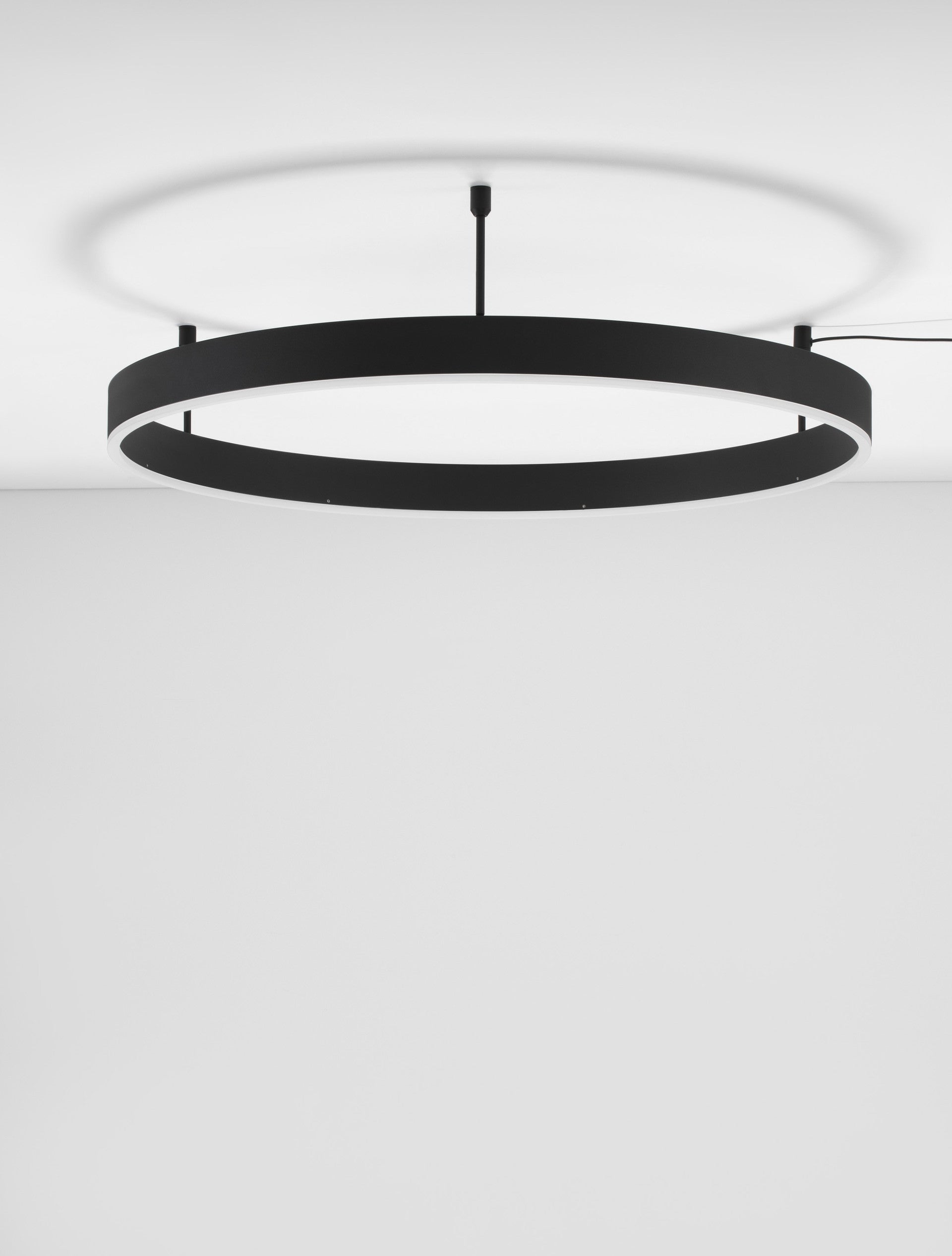 Висяща лампа MOTIF 50W LED 3000K Triac димируема пясъчночерна алуминий акрил