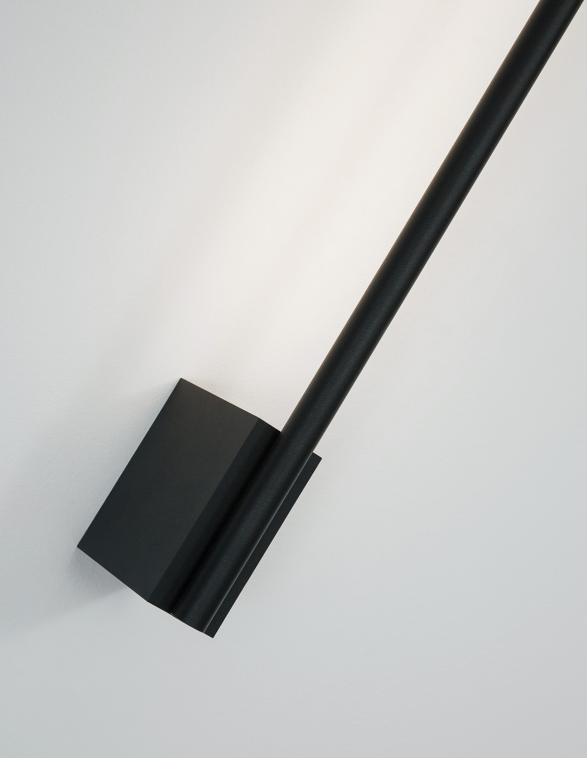 Висяща лампа GROPIUS 20W LED Sandy Black алуминий
