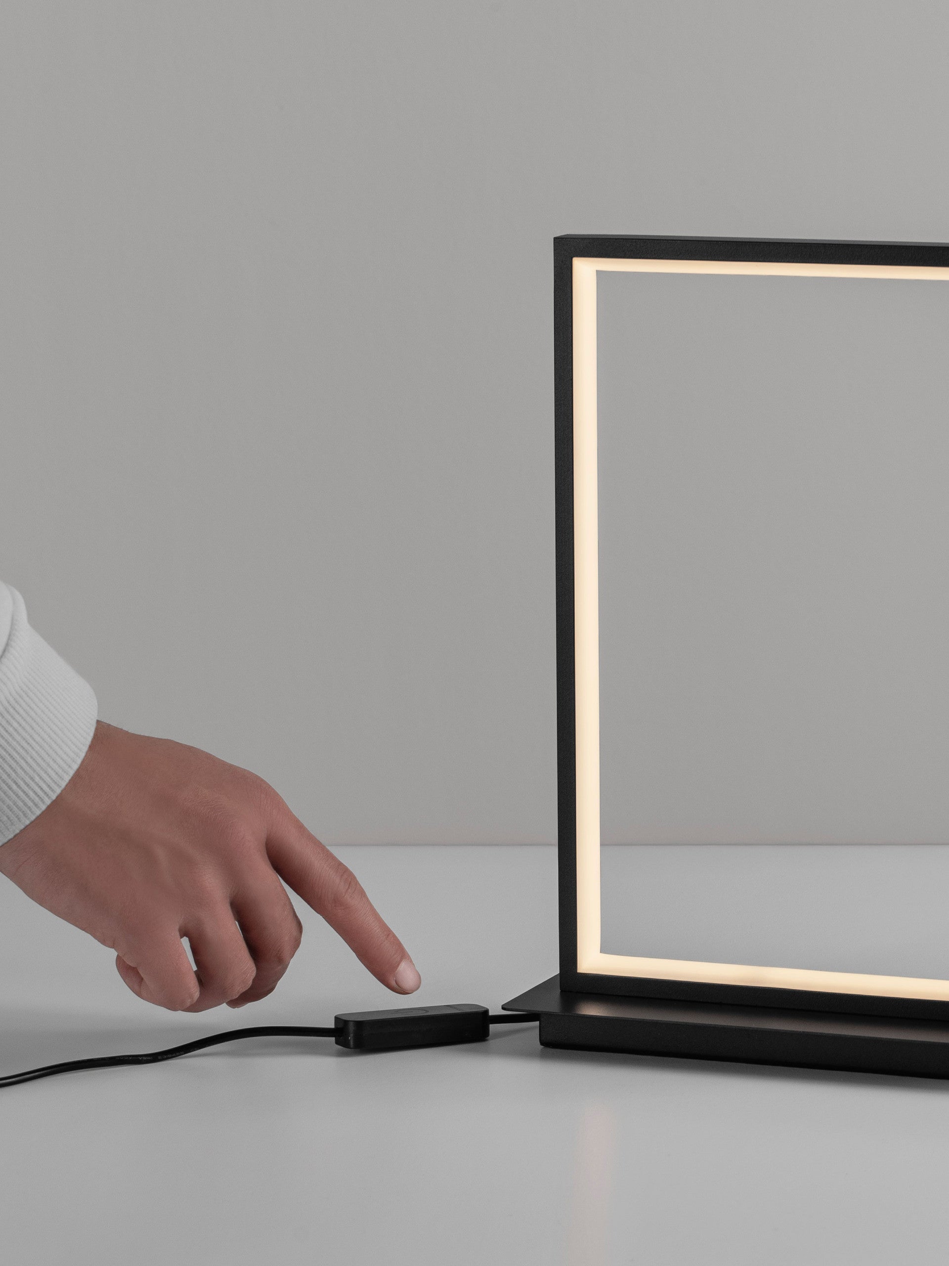 Висящо осветително тяло (пендел) ALIS 14W LED Пясъчно черен алуминий и акрил