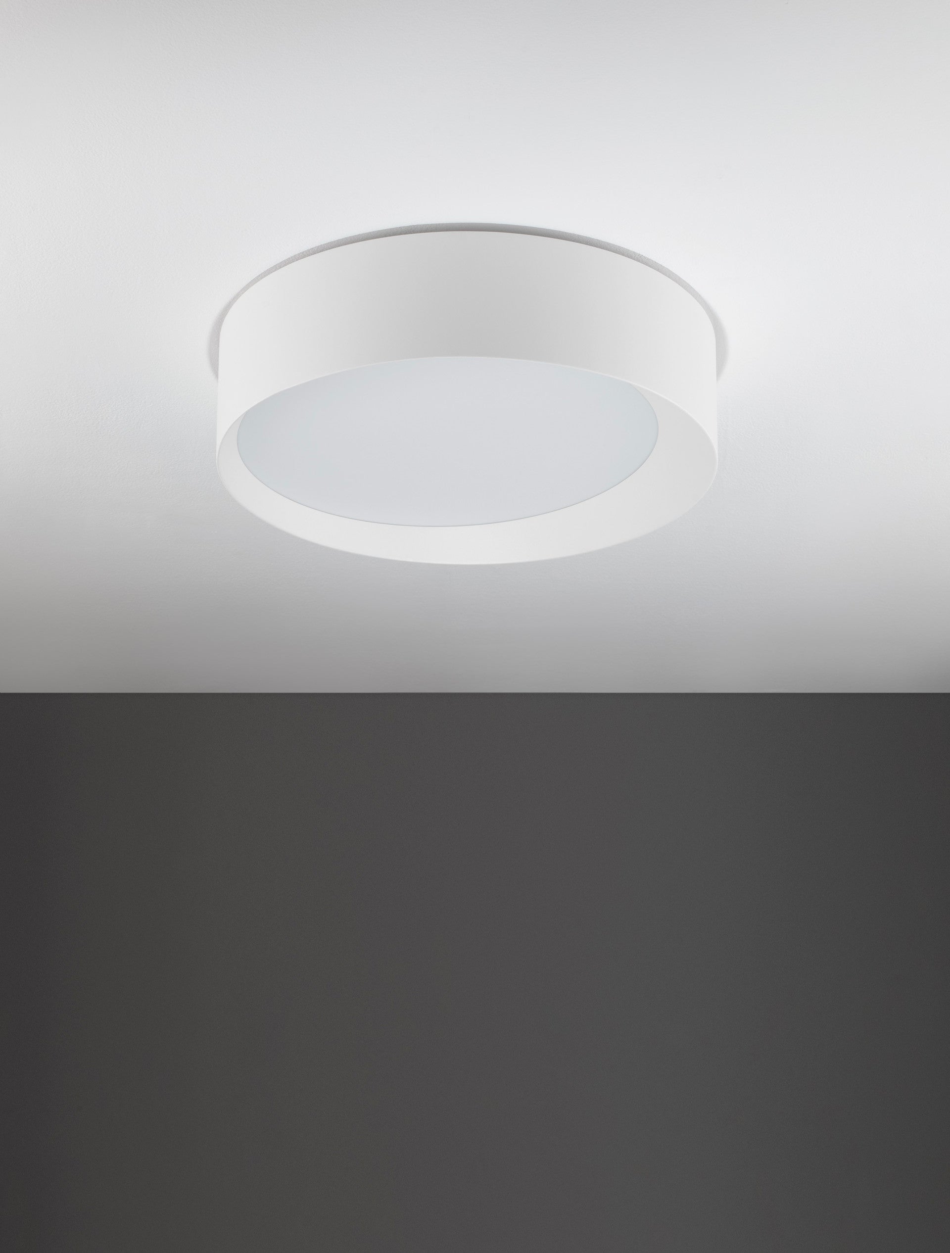 Висяща лампа OBY 30W LED, пясъчно бял алуминий и акрил, ⌀45 H12cm
