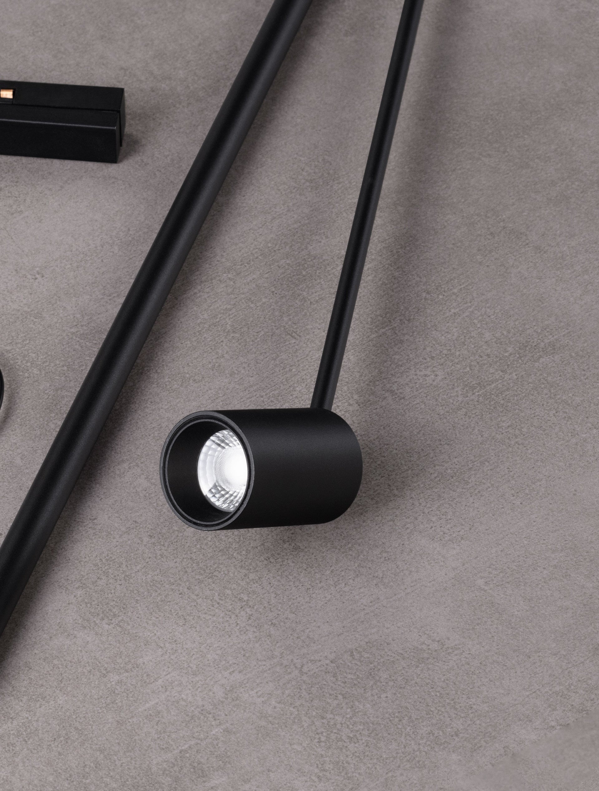 Техническо осветление ULTRA SLIM 5W 3000K Пясъчно черен, Пясъчно бял, Златист месинг