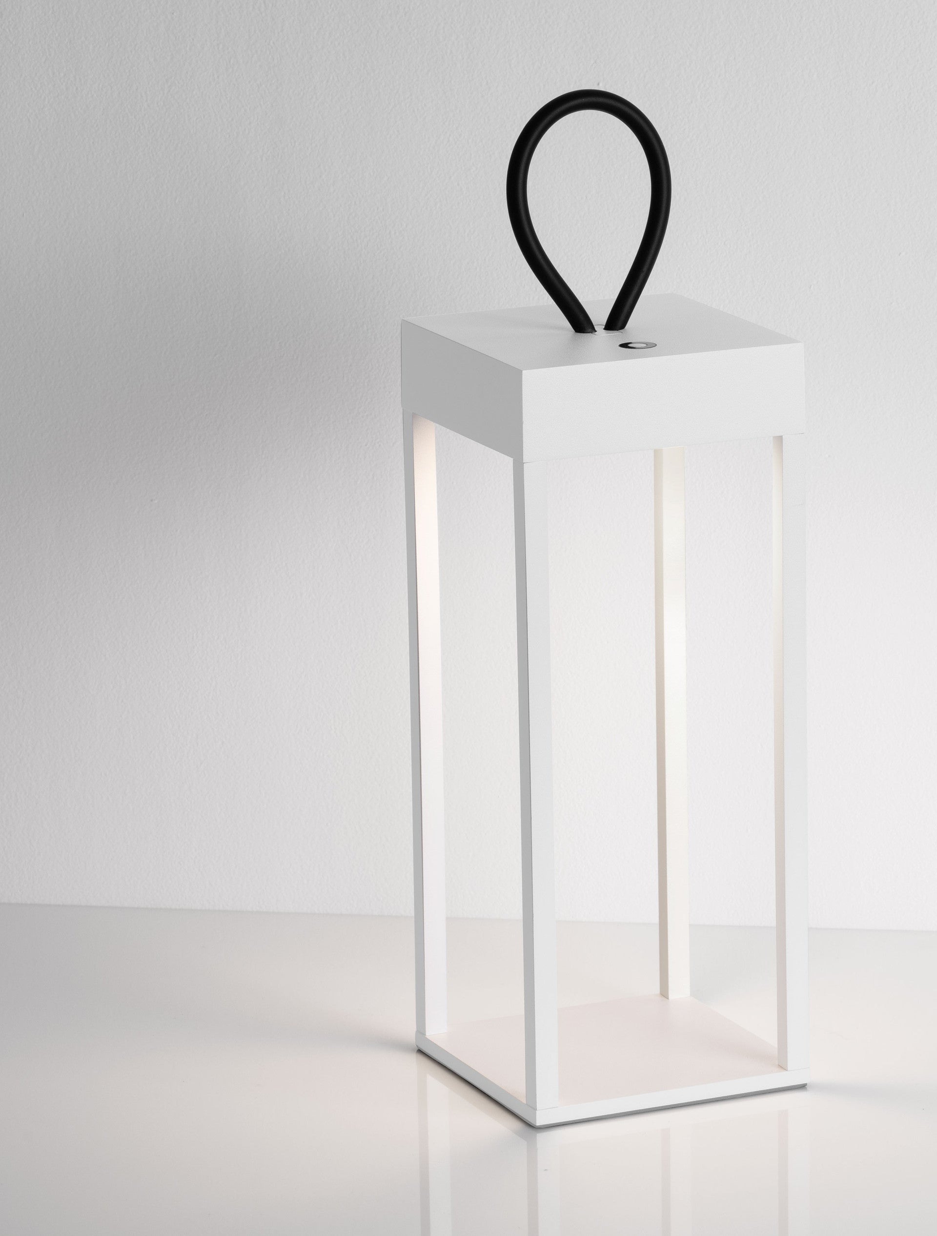 Външен аплик LUCIA 4W LED Пясъчно бял алуминий IP54