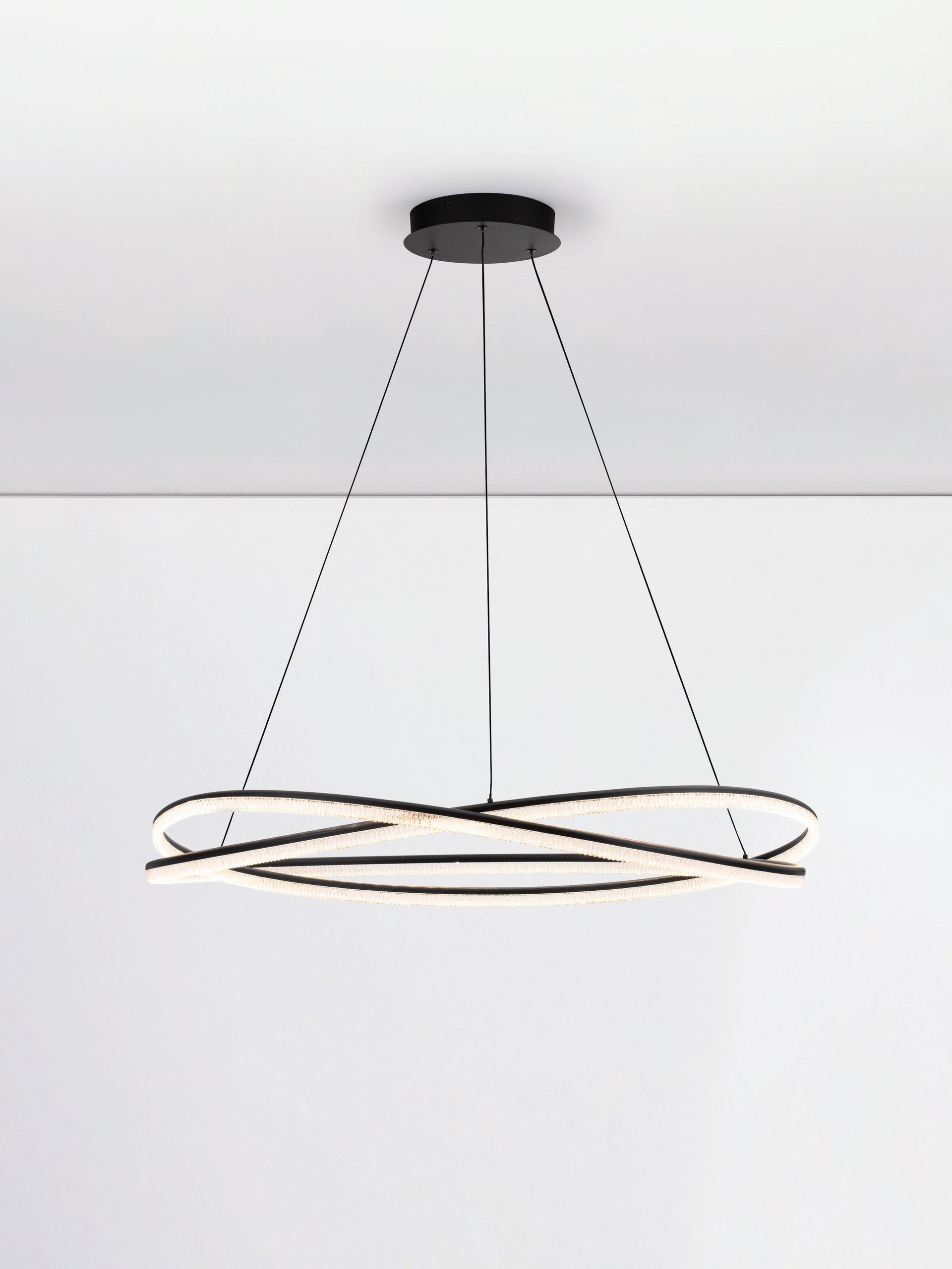 Висящо осветително тяло (пендел) OFELIA 68W LED Пясъчно черен алуминий и структурен акрил ⌀95 H150см