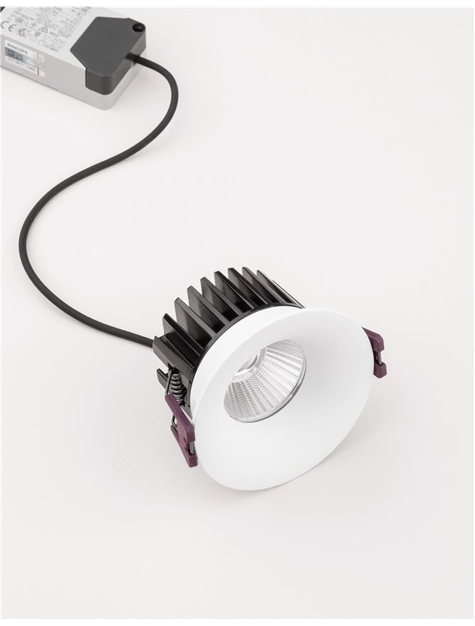 Външен аплик BLADE 12W LED Пясъчно бял алуминий