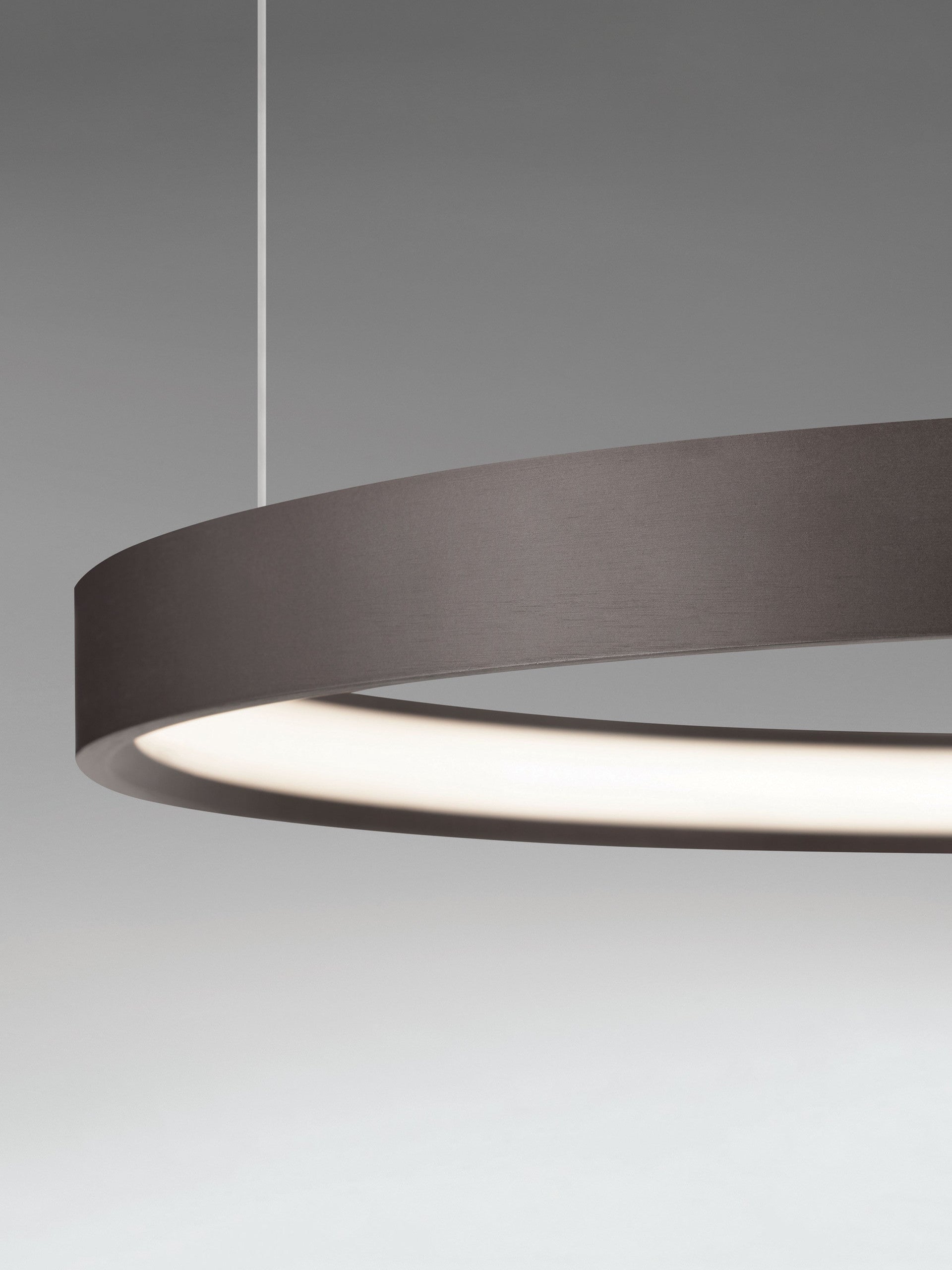 Висяща лампа PERRINE 40W LED, кафяв алуминий и силикон, ⌀60 H150см