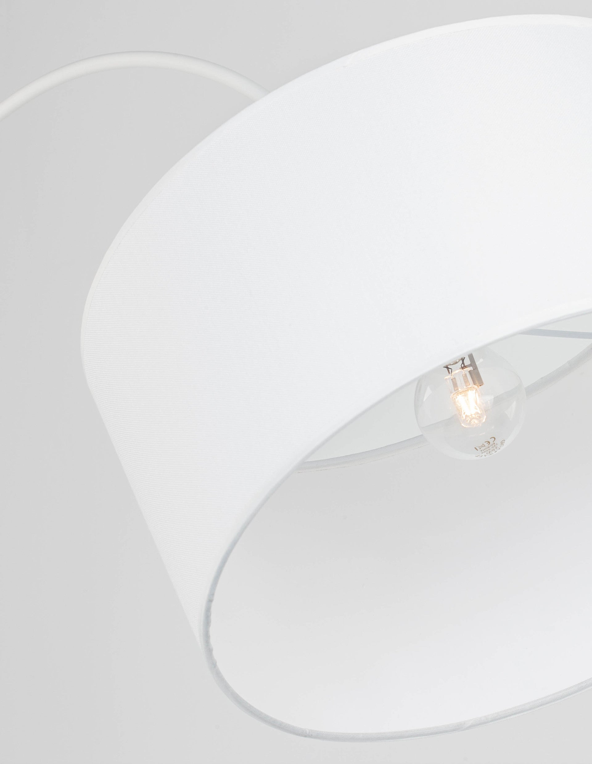 Висящо осветително тяло (пендел) SAMA LED E27 12W Бял текстилен абажур и бял алуминий L90 H180см
