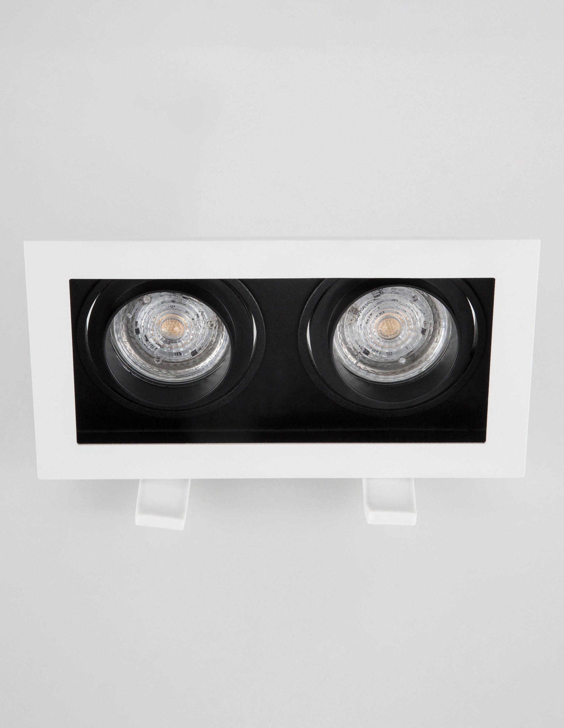 Техническо осветление CEDI GU10 2x50W Черно и бяло алуминий L18.3 W10 H3.8см