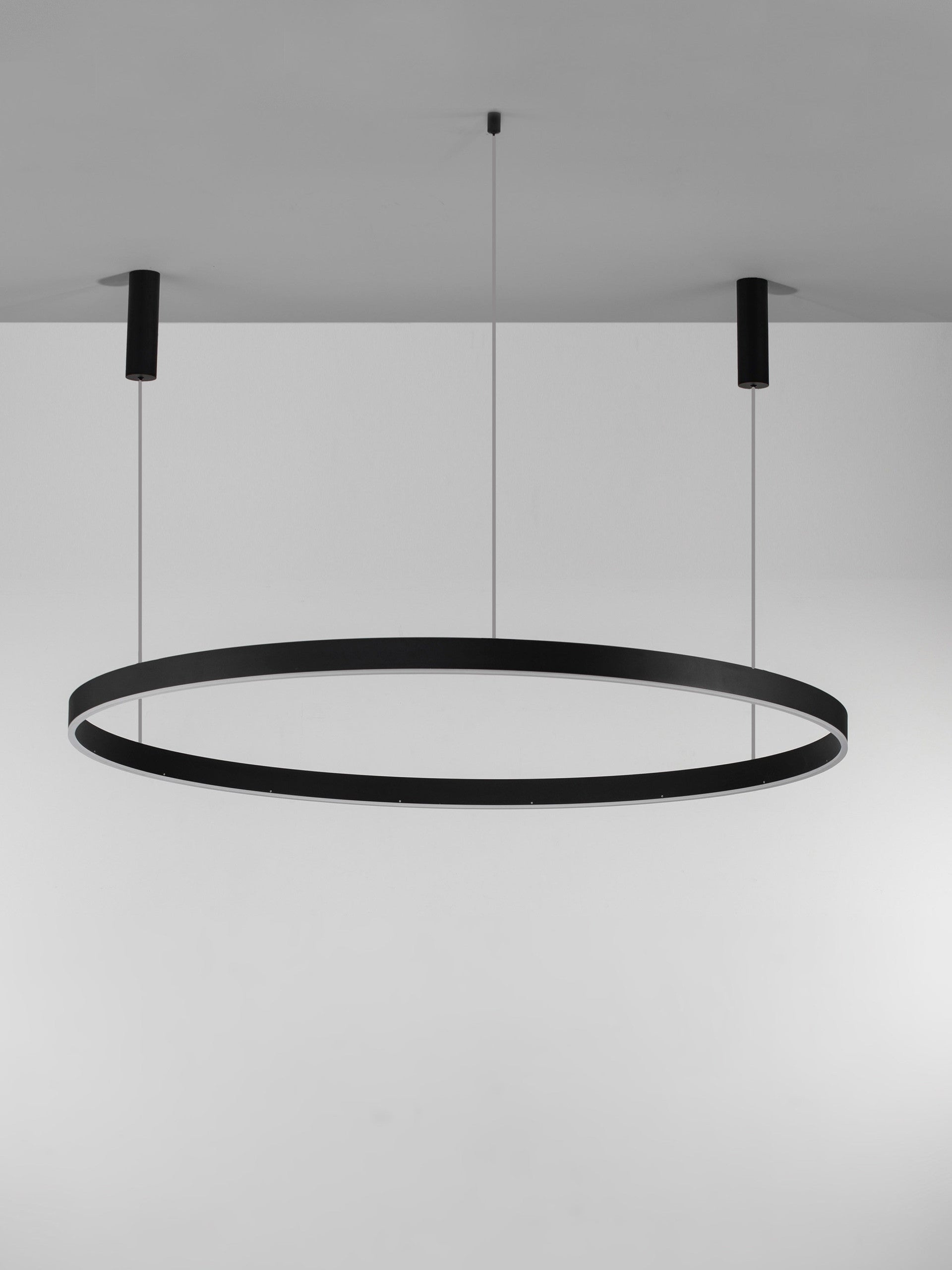 Висяща лампа MOTIF LED 80W 230V Triac димируема пясъчно черна Алуминий и акрил Регулируема височина ⌀150 H250см