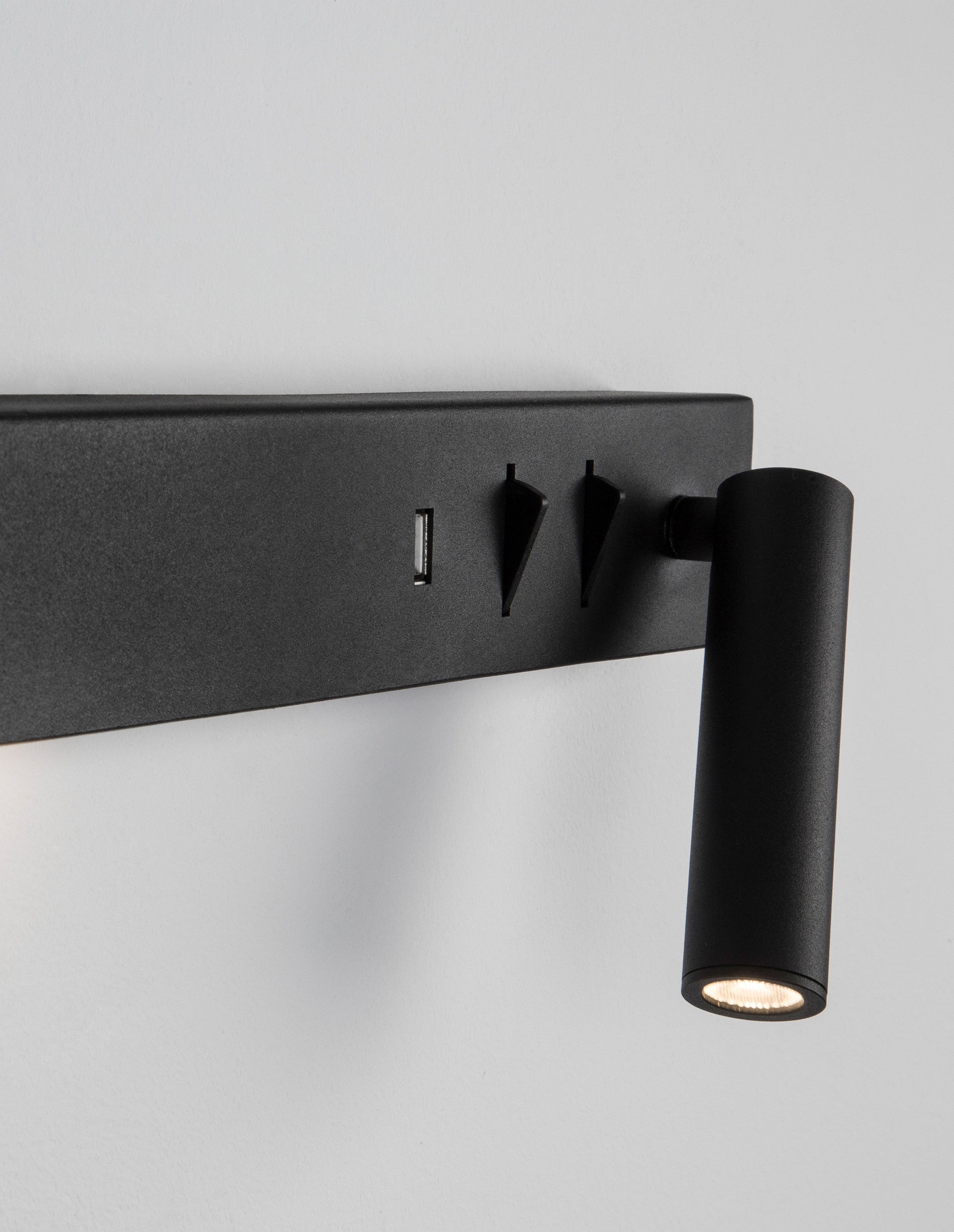 Висящо осветително тяло (пендел) VIDA 5W Пясъчно черен метал с USB и регулируем