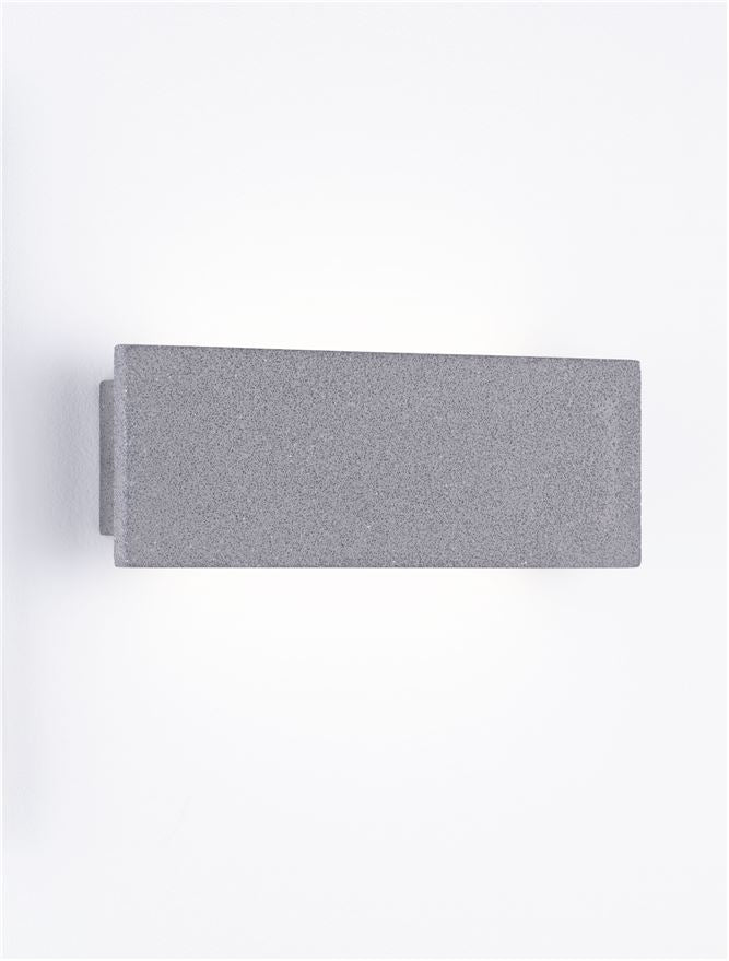 Външен аплик LUNA 10W 3000K Черен пясъчен бетон IP65 L30 W4.5 H10см