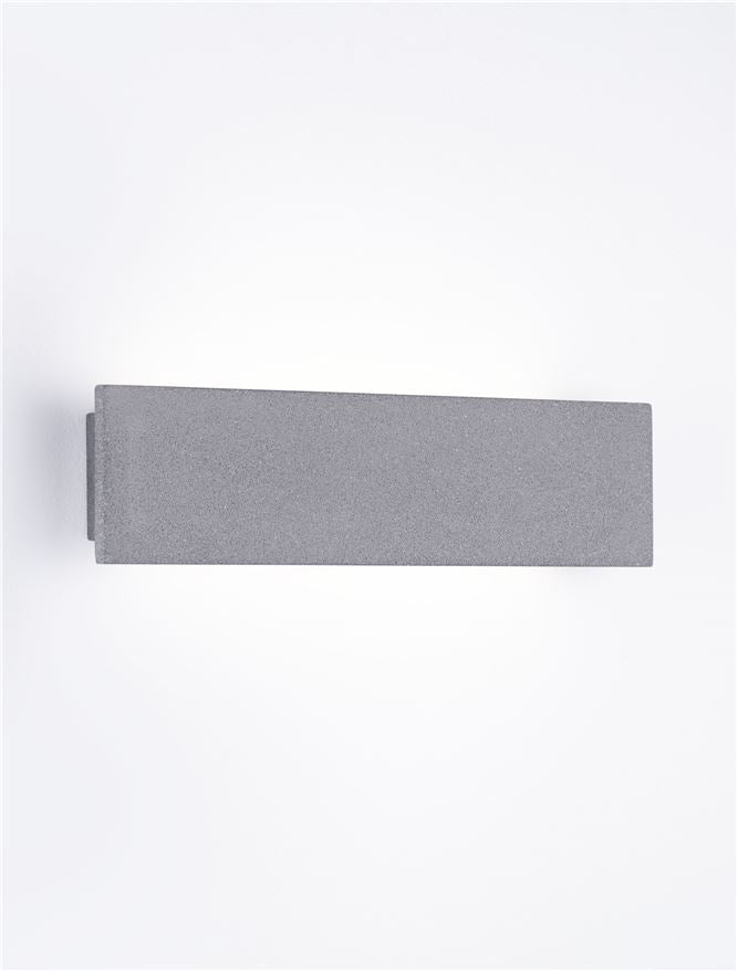 Външен аплик LUNA 11W 3000K Черен пясъчен бетон IP65 L40 W4.5 H10см
