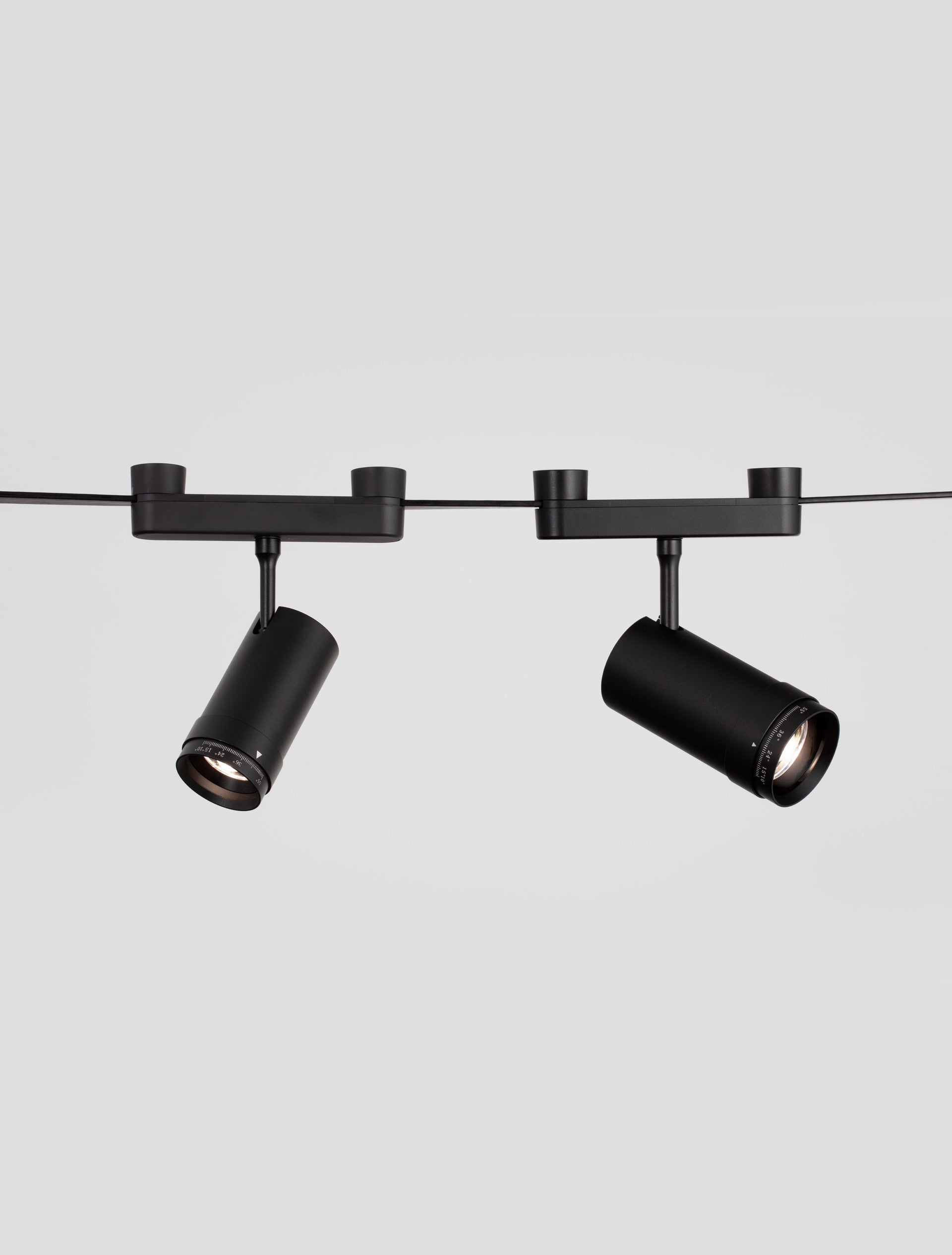 Техническо осветление SYMMETRIC LED 18W 3000K RA90 DC24V матово черен алуминий D6.5 H13.5см