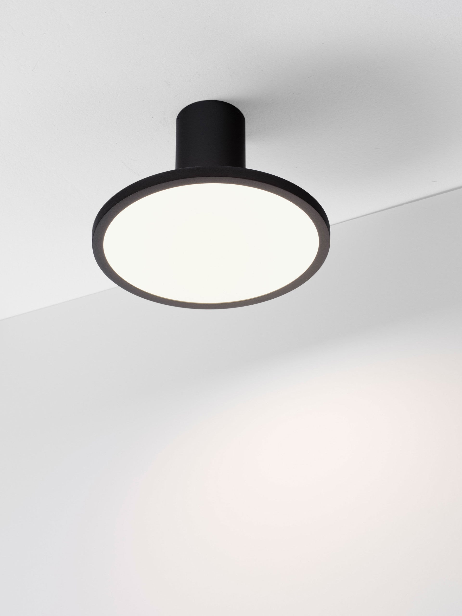 Висящо осветително тяло (пендел) EKEI LED 14W Пясъчно черен ⌀20 H21см