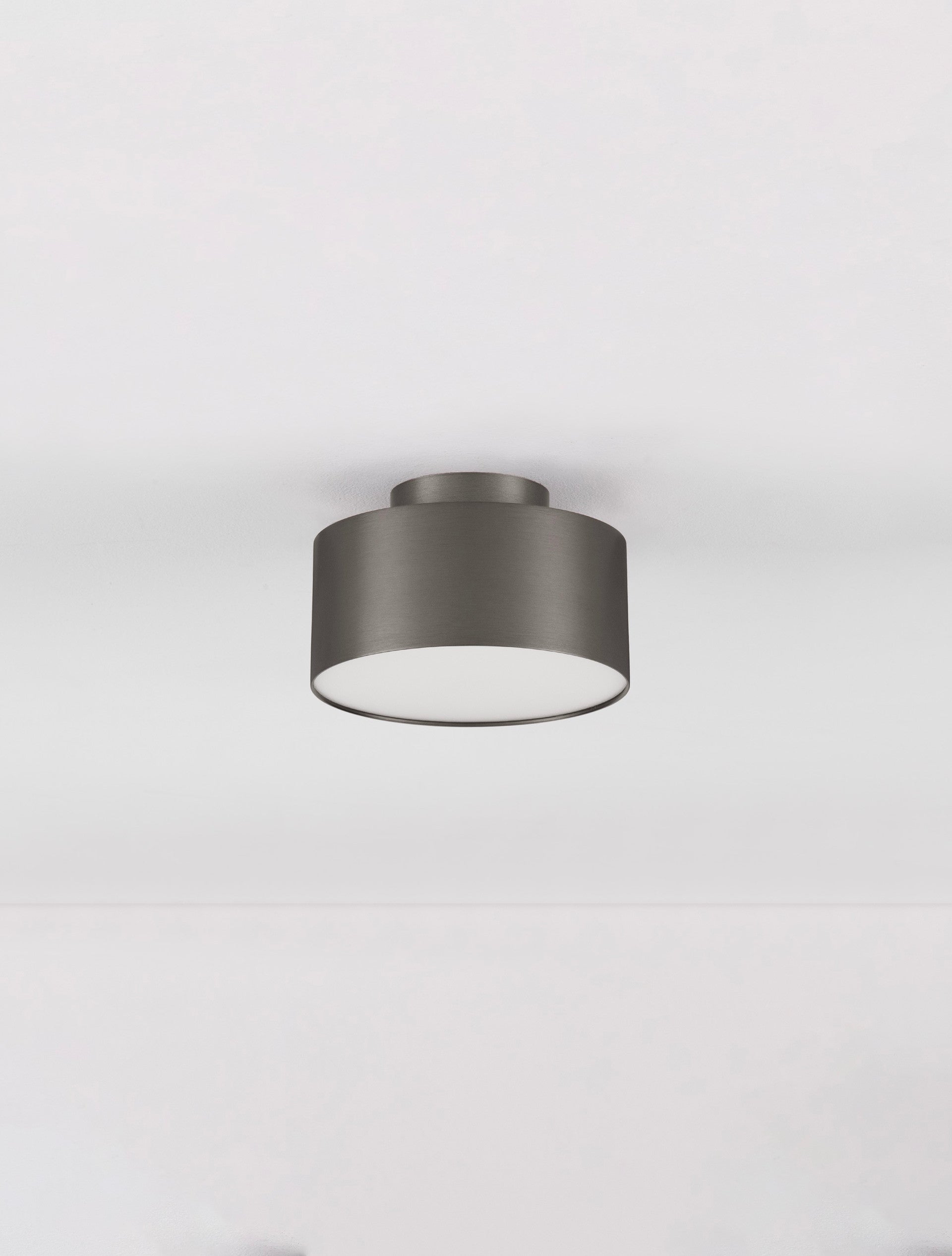 Окачена лампа OZEN 24W LED черен никел алуминий нагоре-надолу ⌀14