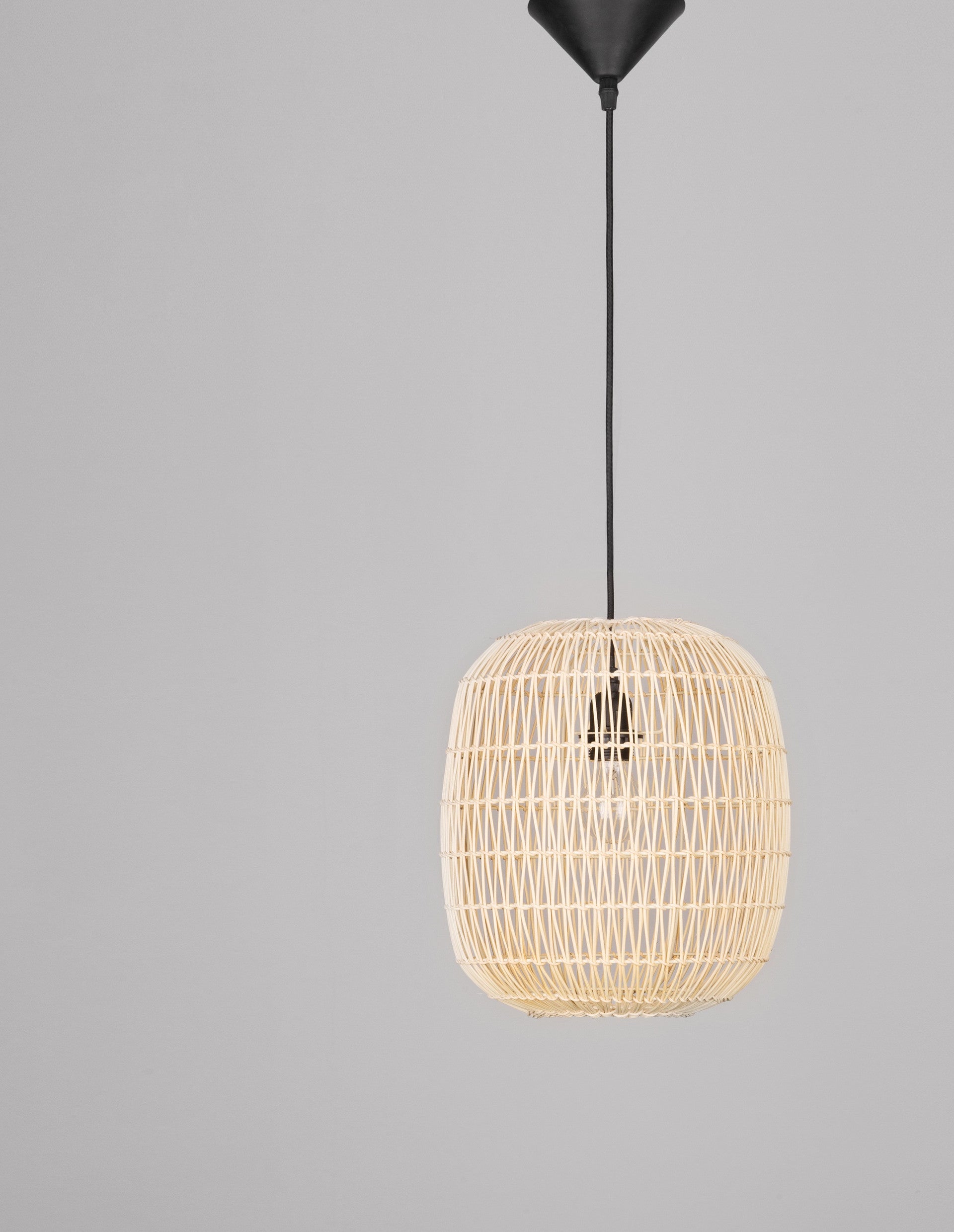 Висящо осветително тяло (пендел) MELODY 12W LED Натурален ратан Черен текстилен кабел