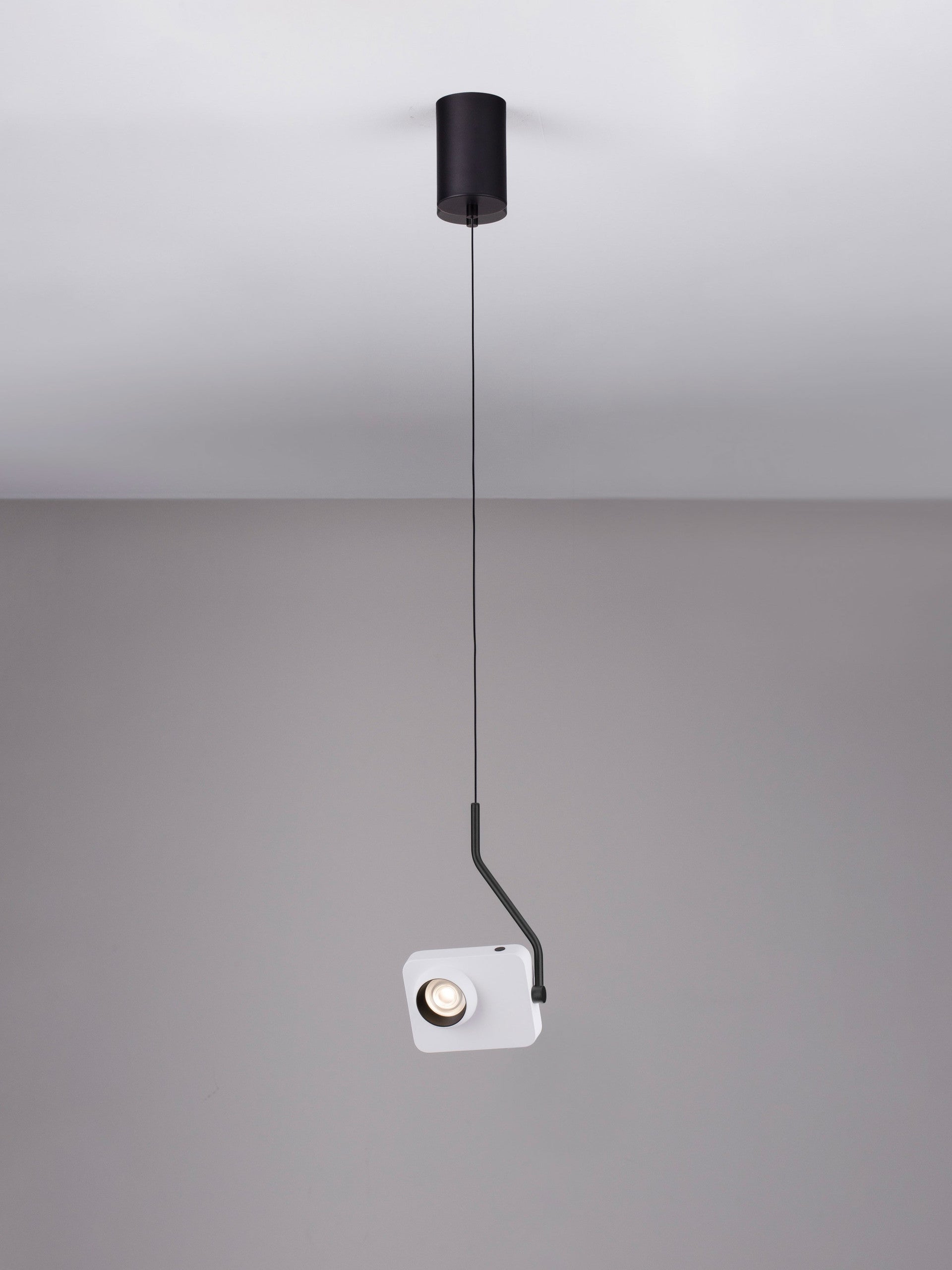 Висящо осветително тяло (пендел) KEDROS LED 9W Триак димируем Матово бял L14 W11 H270см