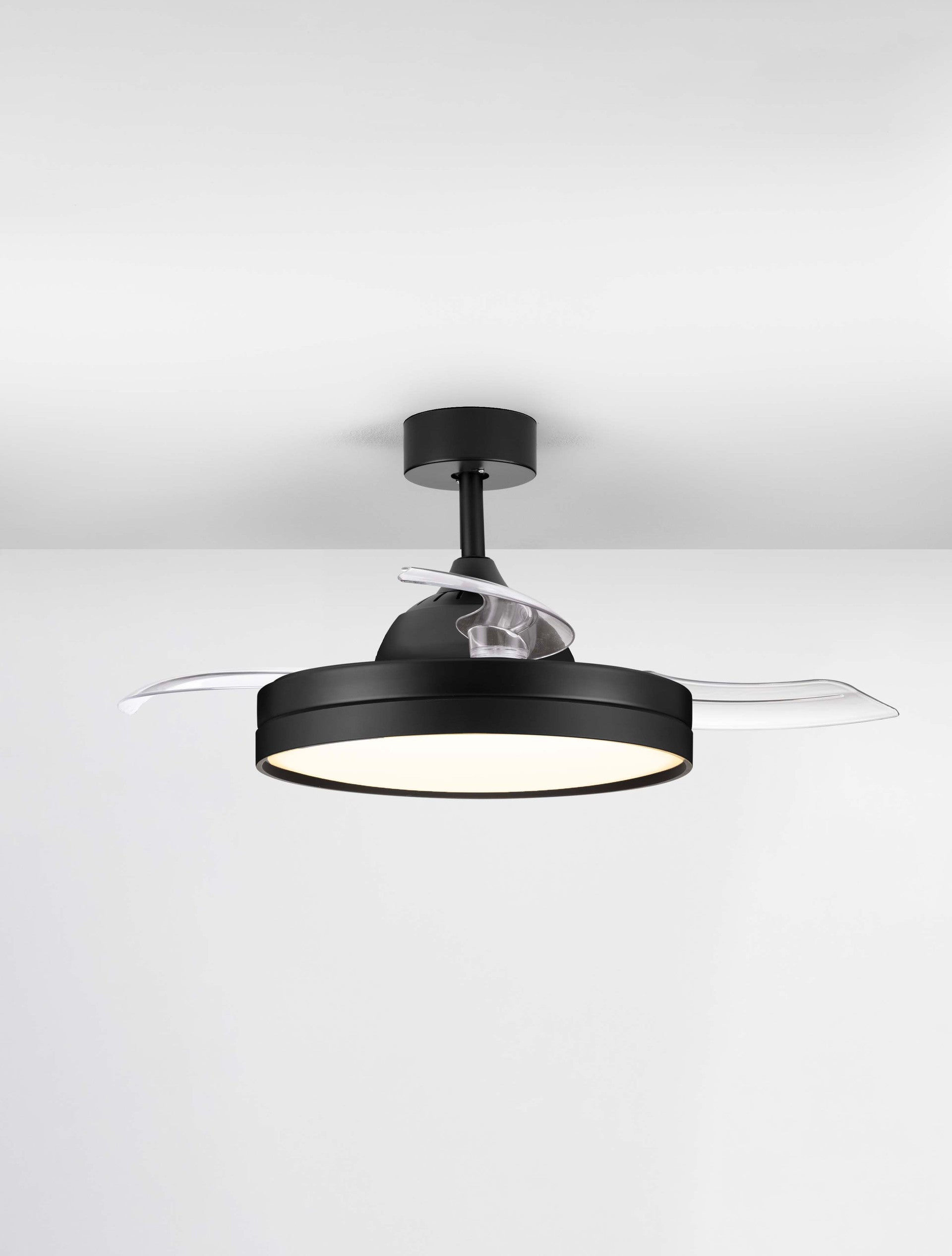 Висящо осветително тяло (пендел) NEVMA 36W LED Матово черен метал и ABS