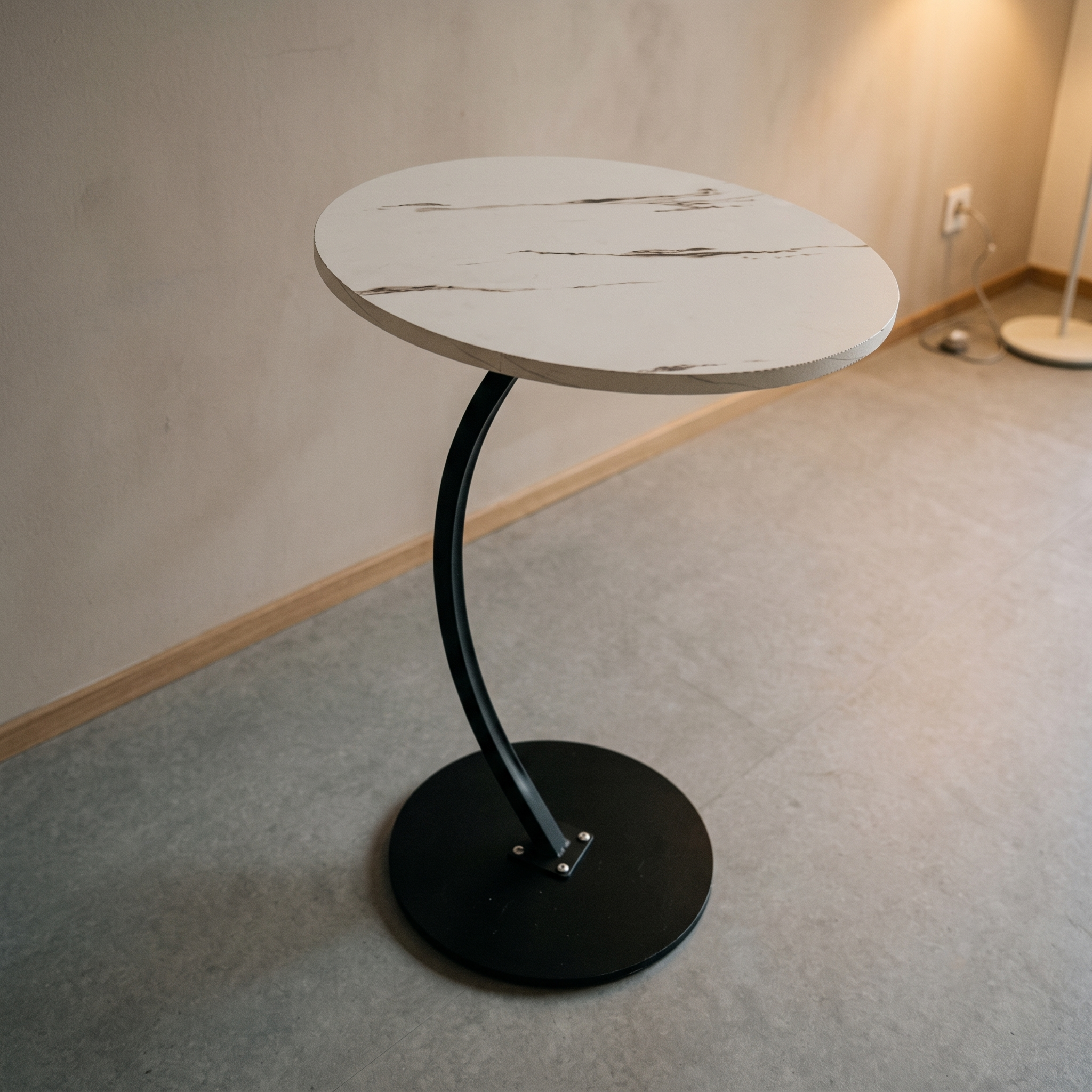 Дизайнерска помощна маса Arco Ø40 cm