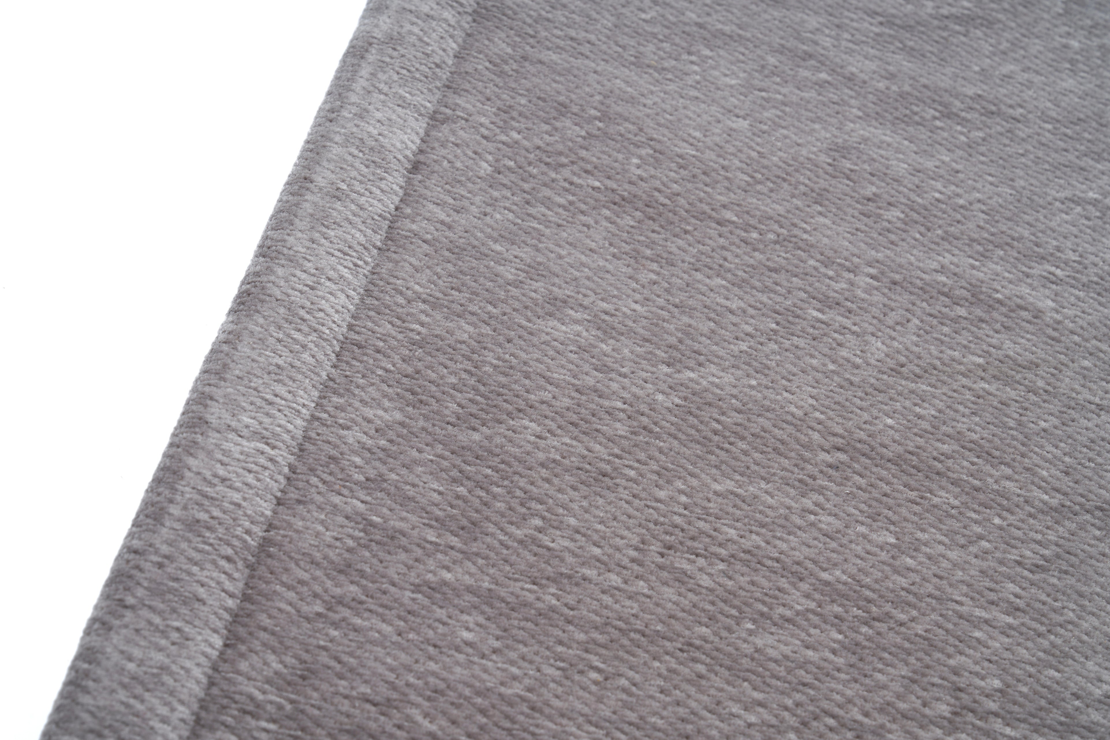 Basic Gray