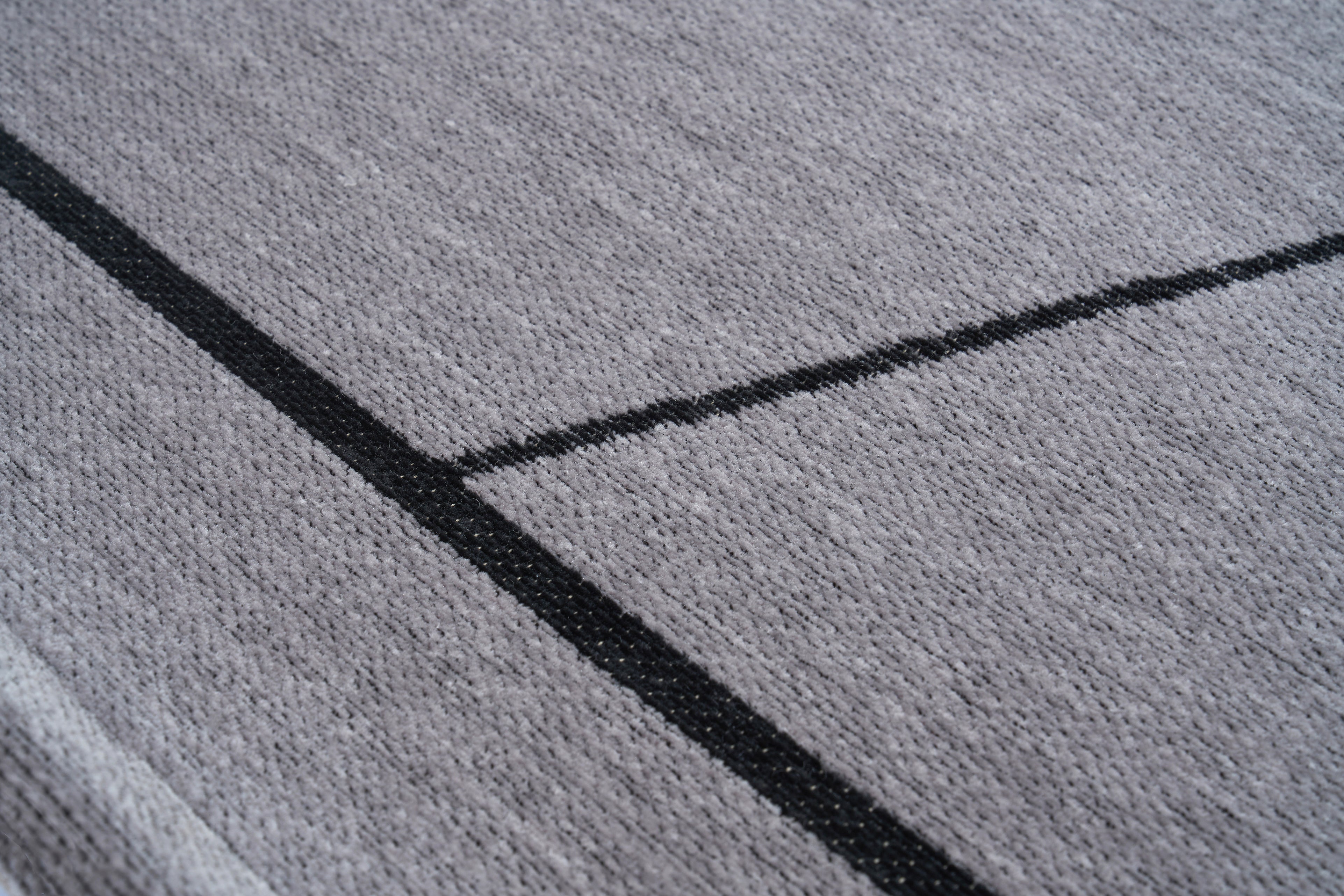 Linea Gray