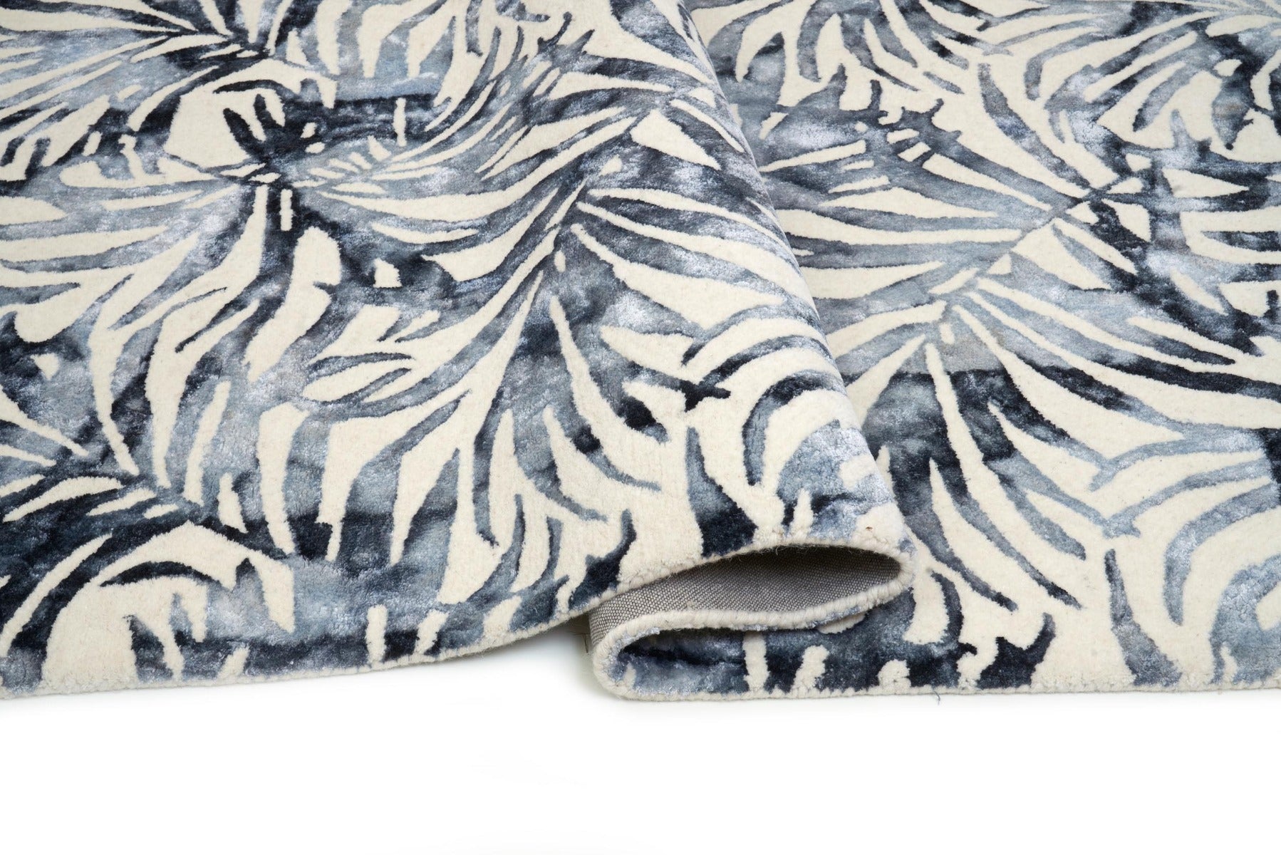 Botanica Blue - alternate view