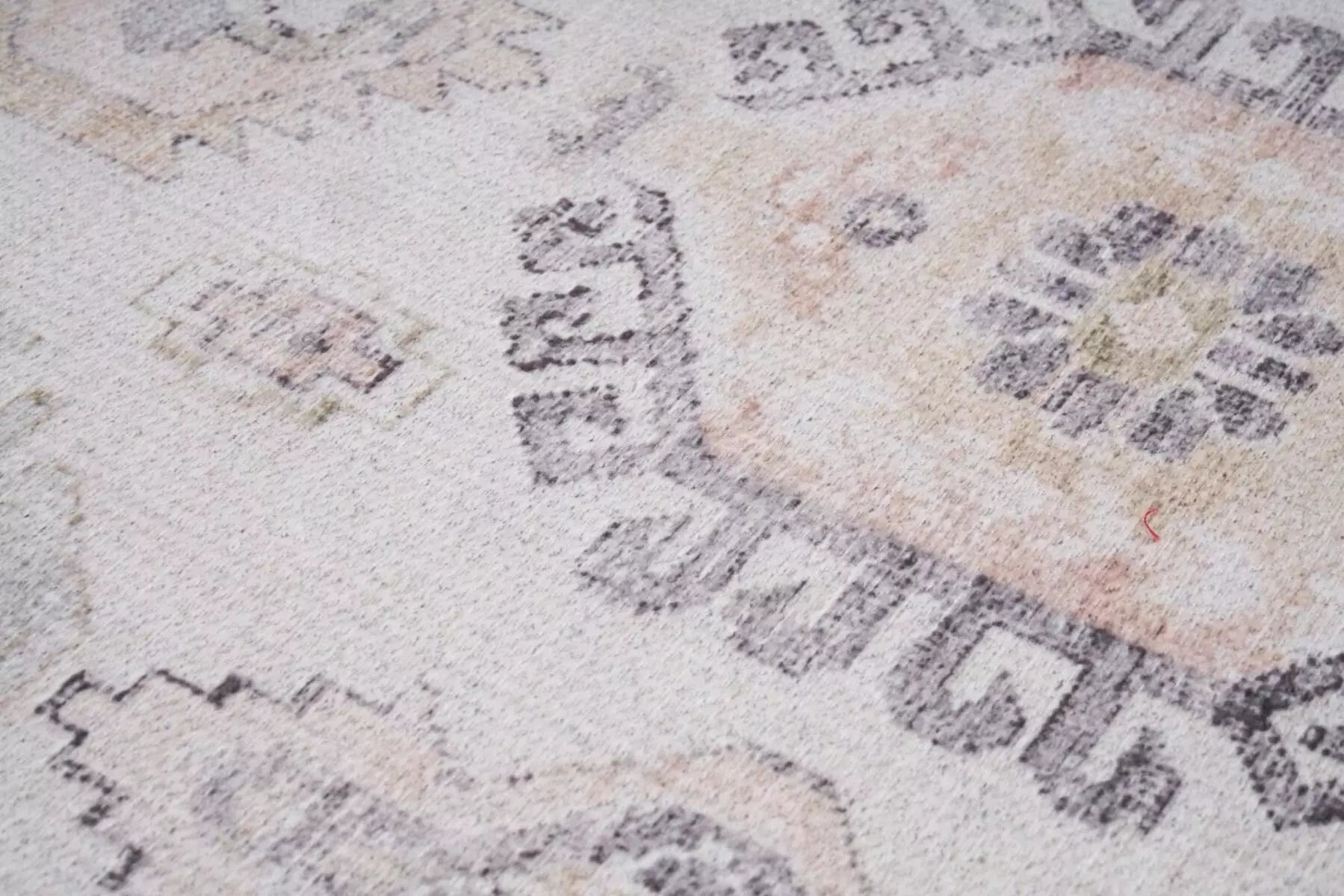 Aman Beige - alternate view