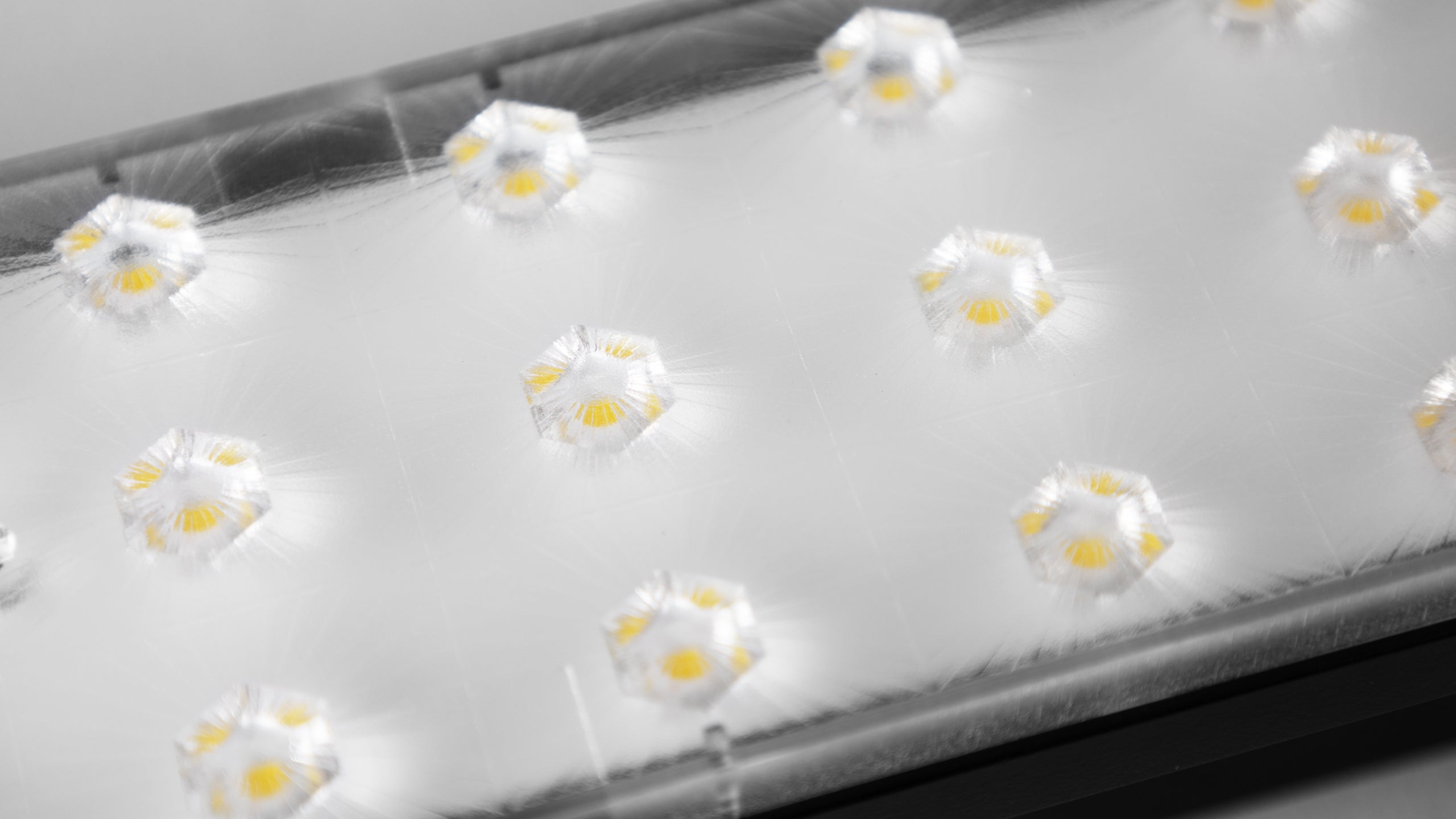 Линеен LED модул за релсова шина OPTILINE (41–66W)