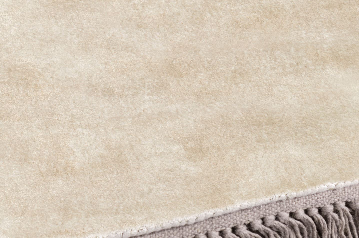 Luna Beige - alternate view