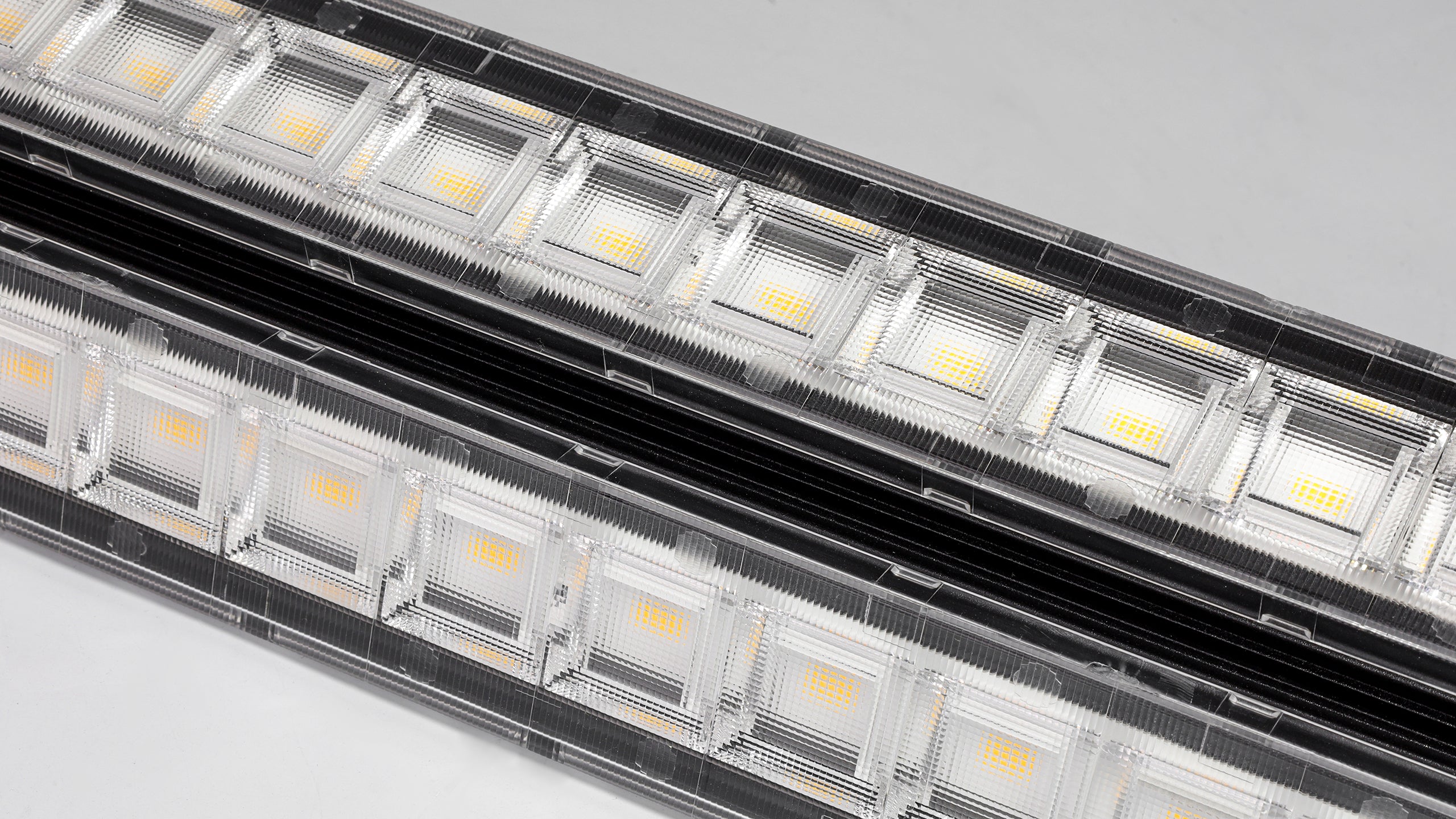Линейно LED тяло Sector Double AJ | За релсова шина | 4000K | 78W