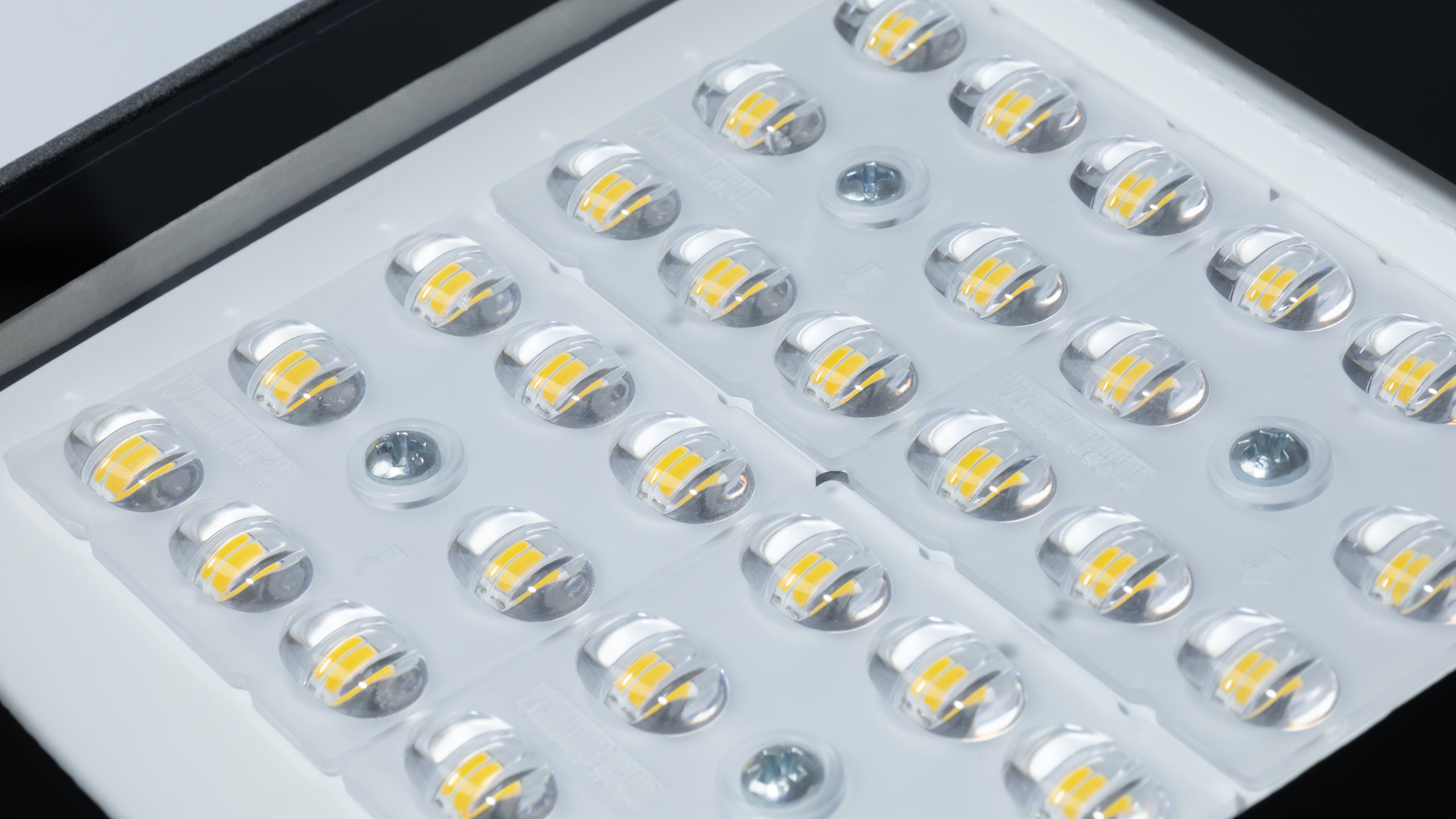 Улично LED осветително тяло Falcon | IP66 | 4000K